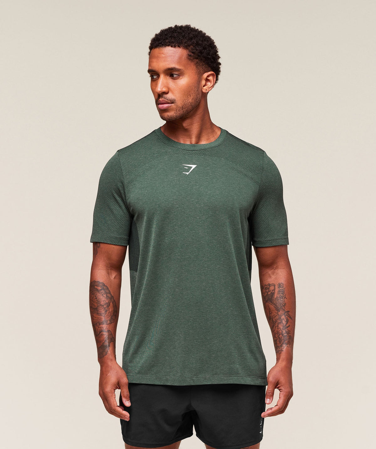 gymshark-lightweight-seamless-t-shirt-ss-tops-green-ss25