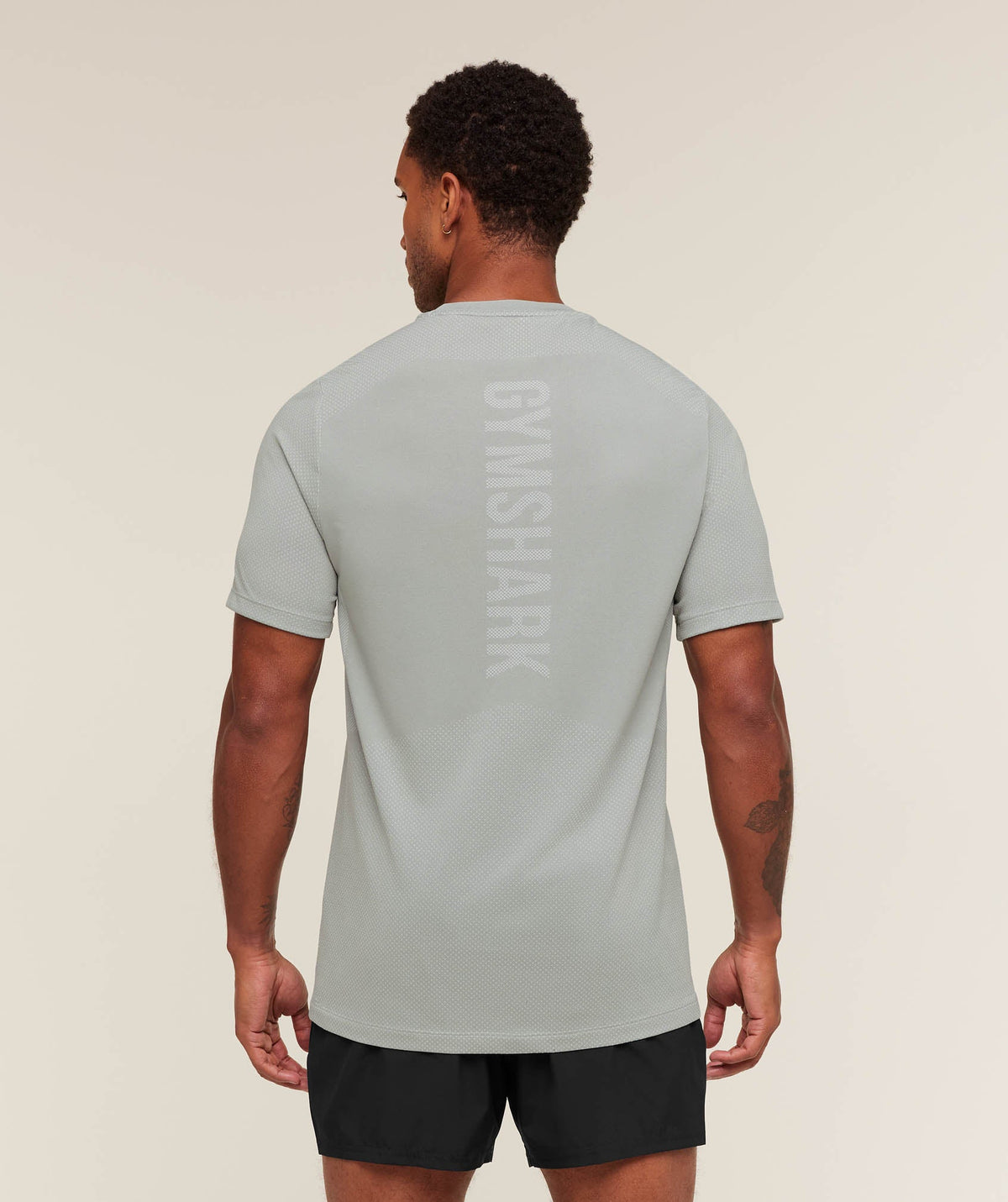 gymshark-lightweight-seamless-t-shirt-ss-tops-grey-aw25-1