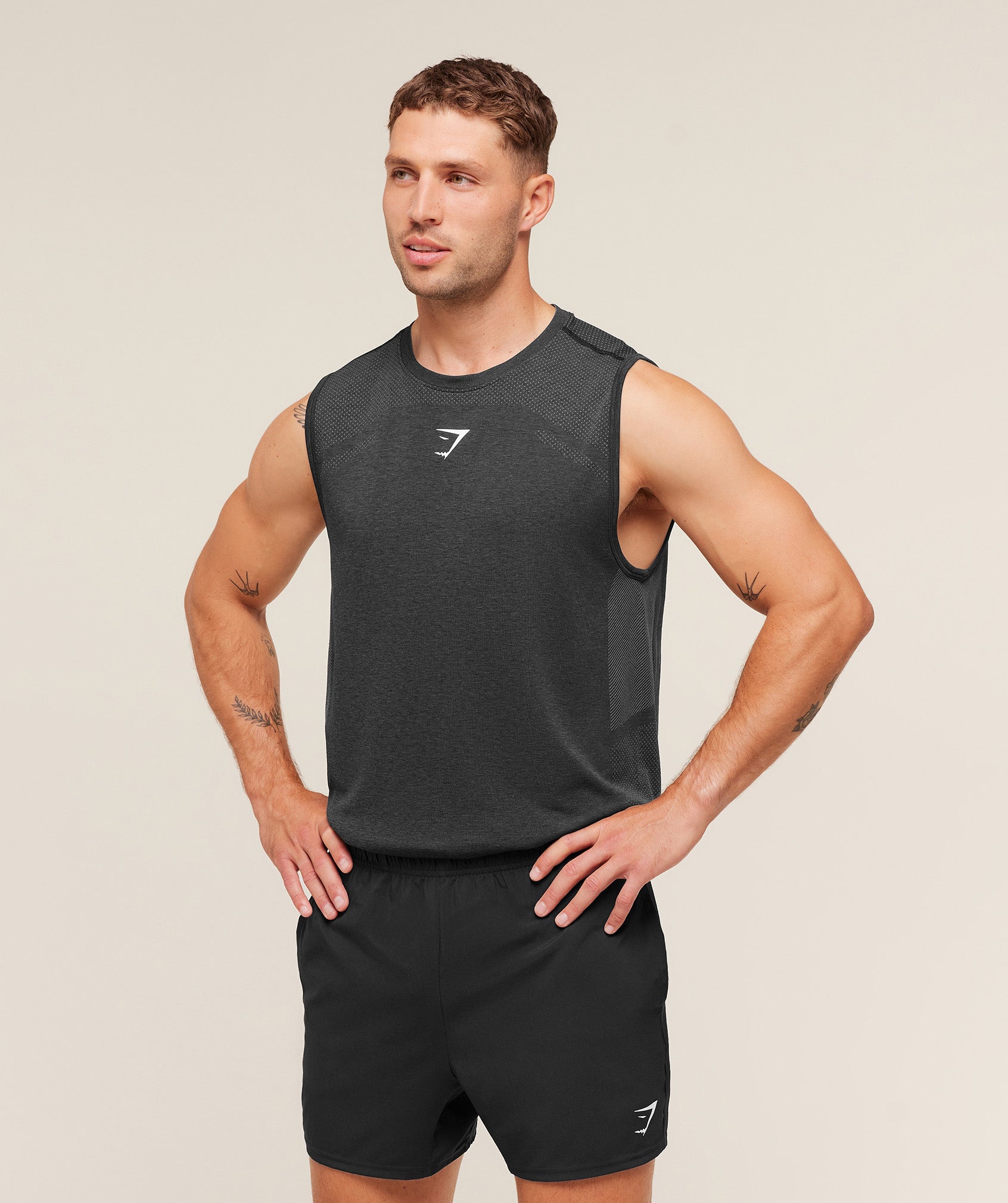 gymshark-lightweight-seamless-tank-sleeveless-tops-black-aw25