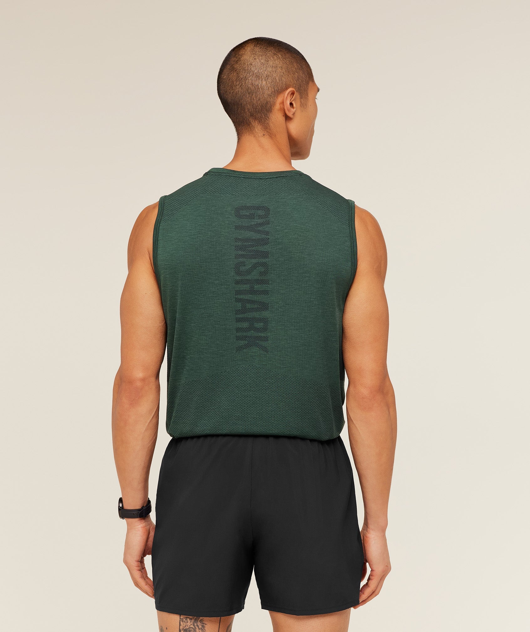 gymshark-lightweight-seamless-tank-sleeveless-tops
