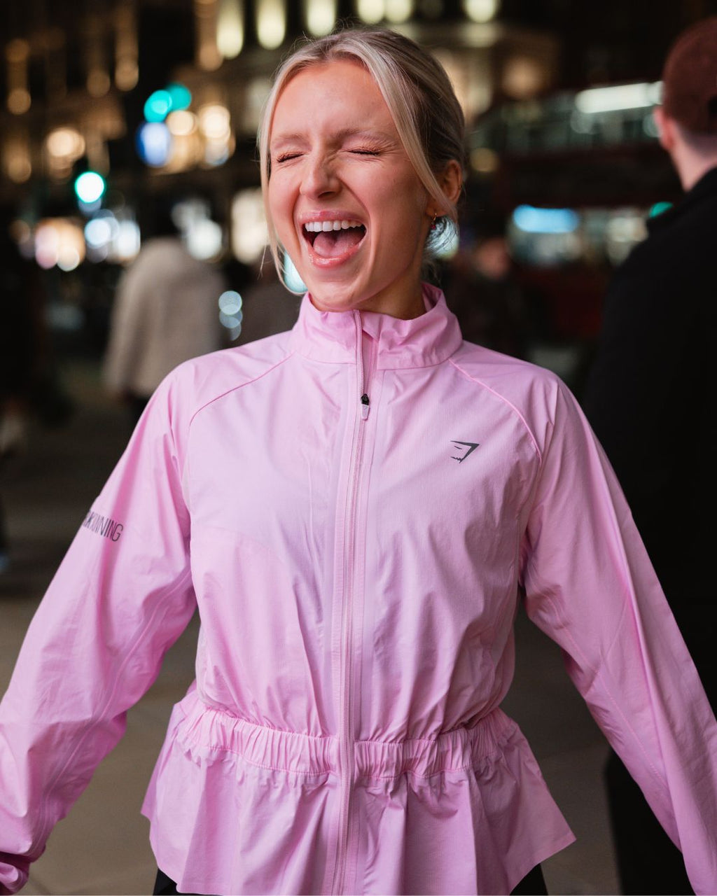 gymshark-running-elite-windproof-jacket-jackets-outerwear-pink-aw25