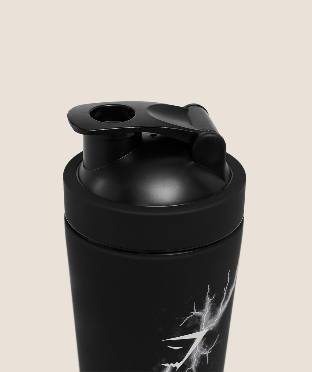 gymshark-eagle-graphic-metal-shaker-bottles