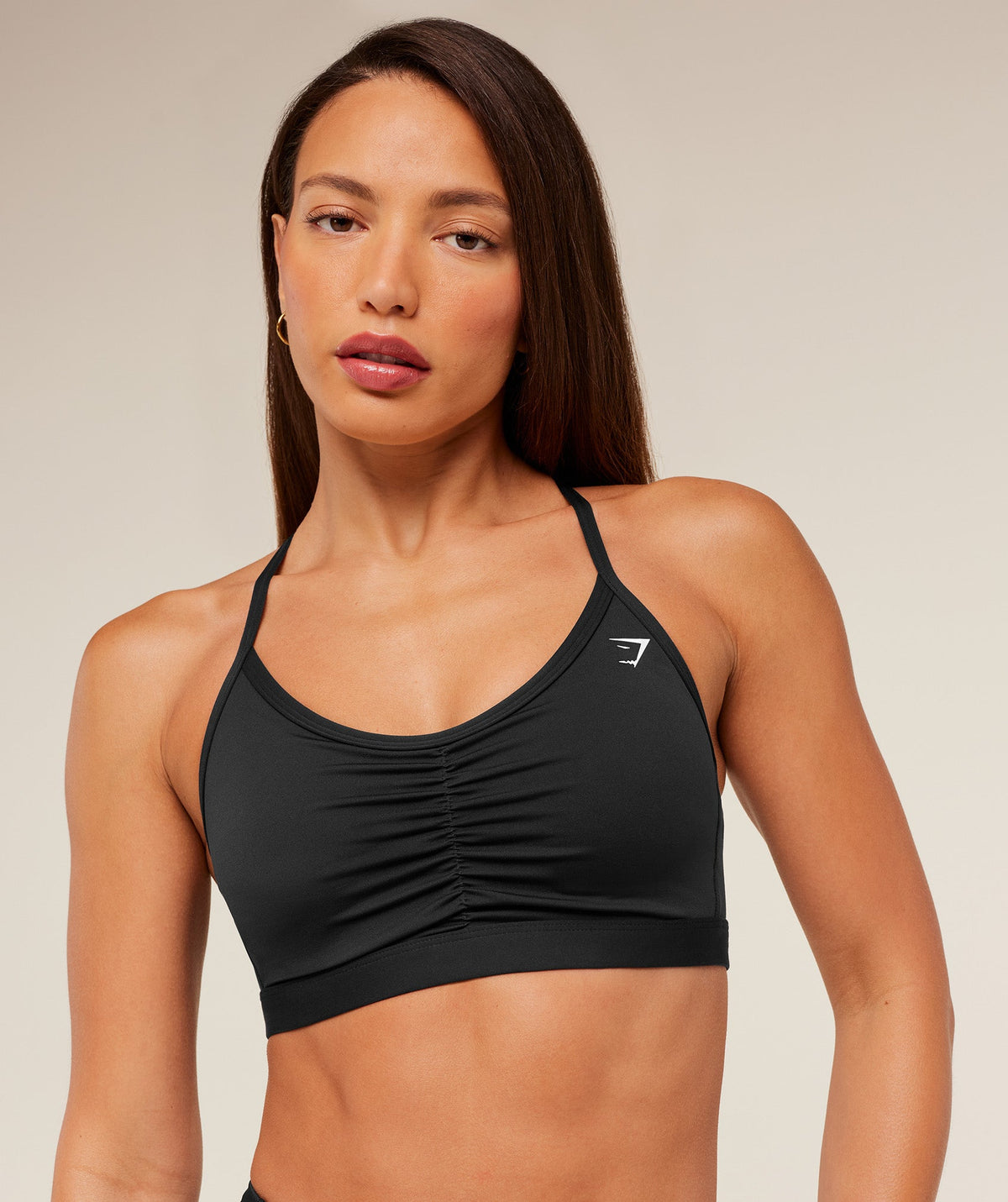 gymshark-ruched-sports-bra-black-ss22