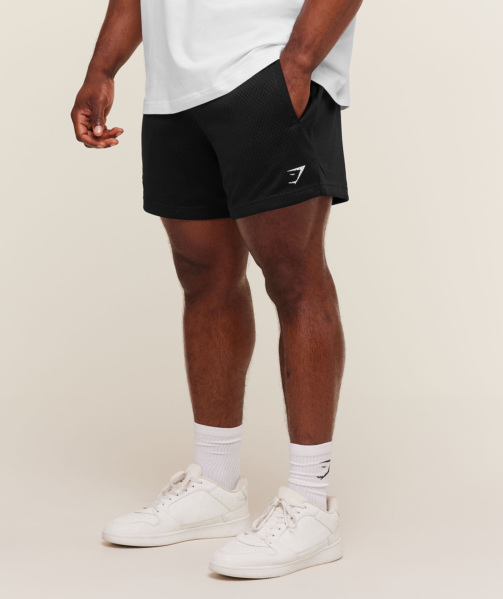 gymshark-lifting-mesh-5-shorts-shorts-black-aw25