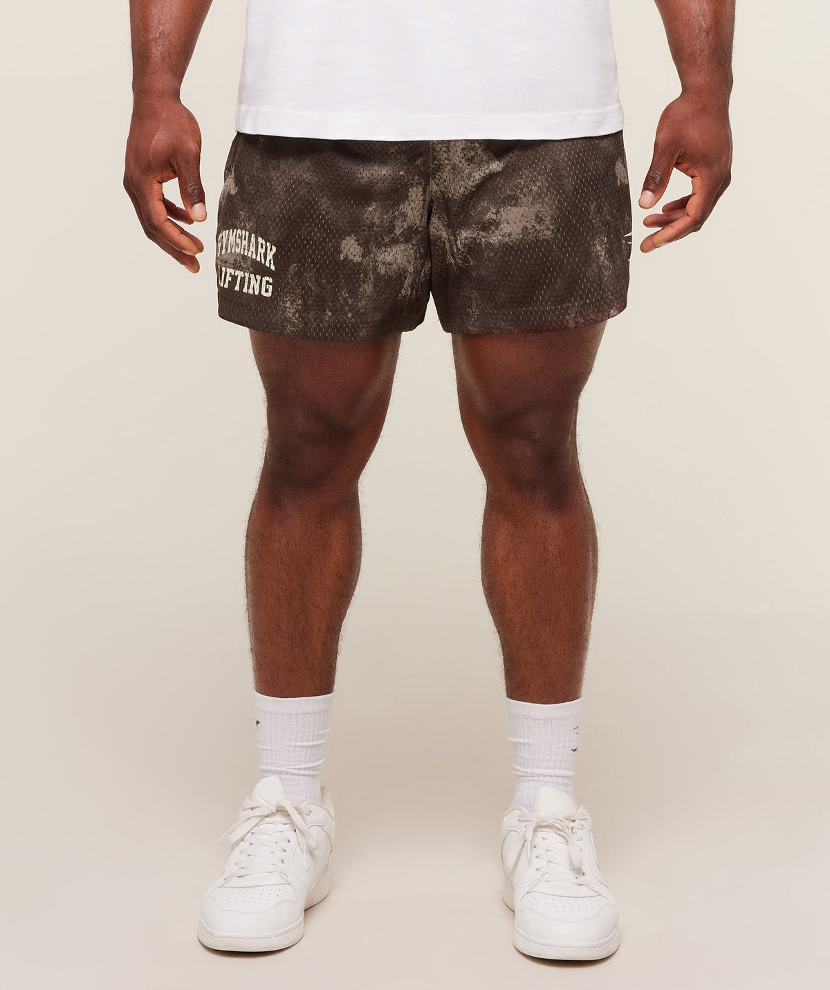 gymshark-lifting-mesh-5-shorts-shorts-brown-aw25