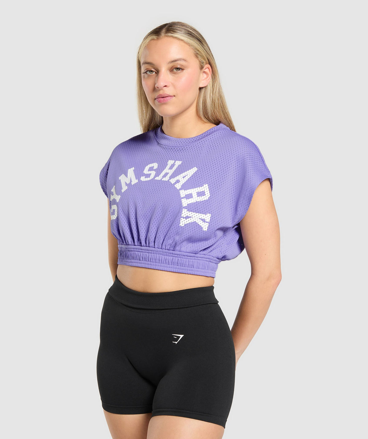 gymshark-mesh-graphic-crop-top-crop-tops-purple-ss25