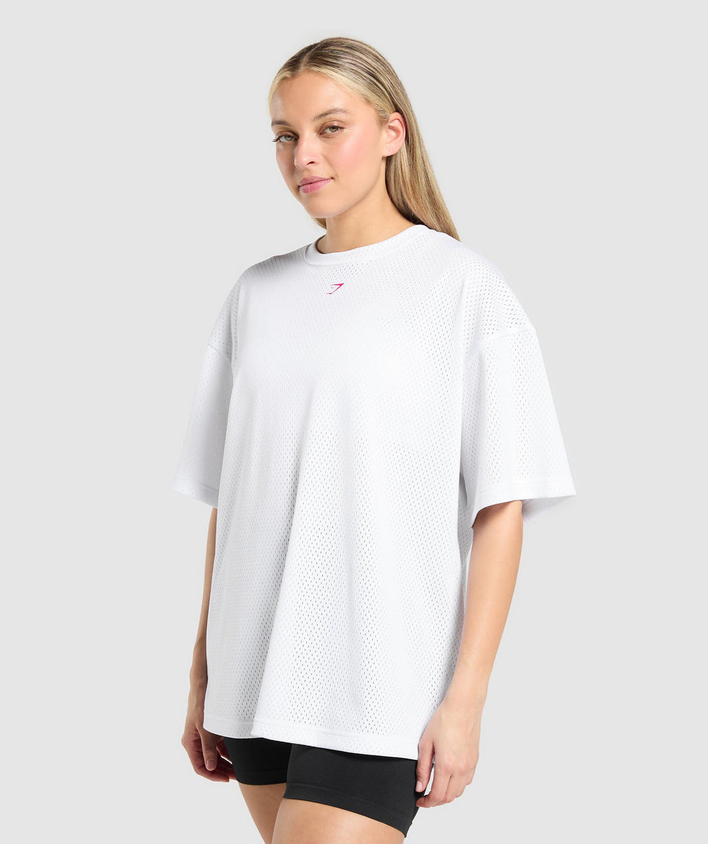 gymshark-mesh-graphic-oversized-t-shirt-ss-tops-white-ss25