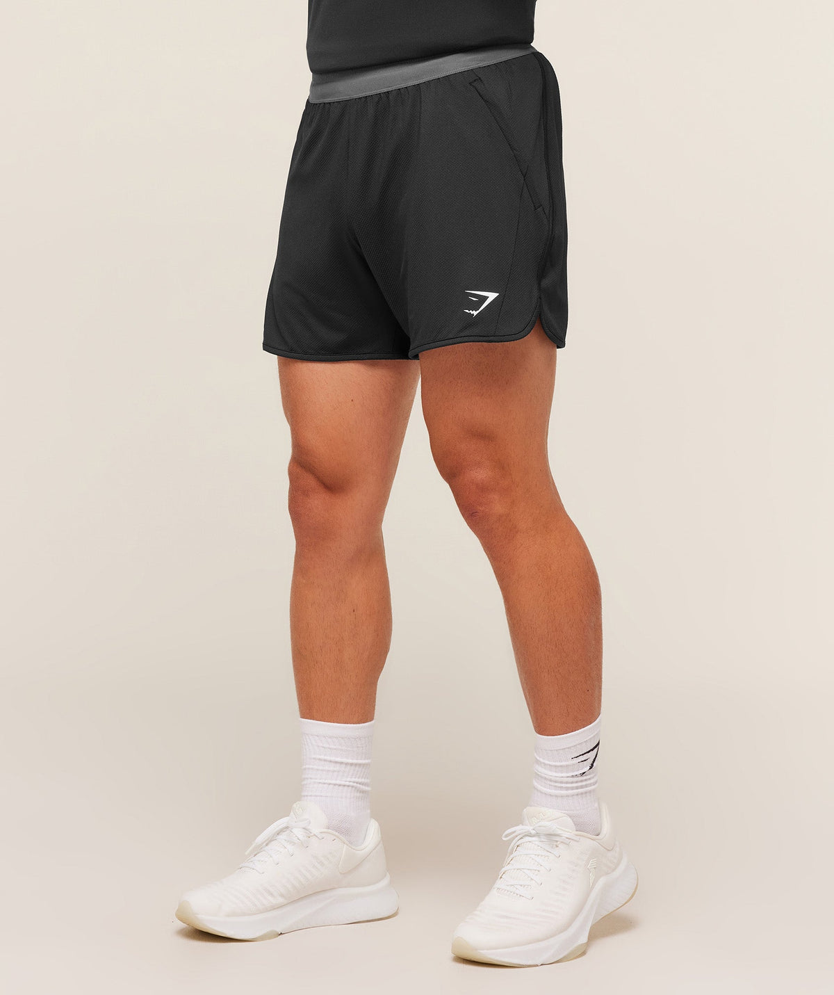 gymshark-mesh-hybrid-5-shorts-shorts-black-aw25