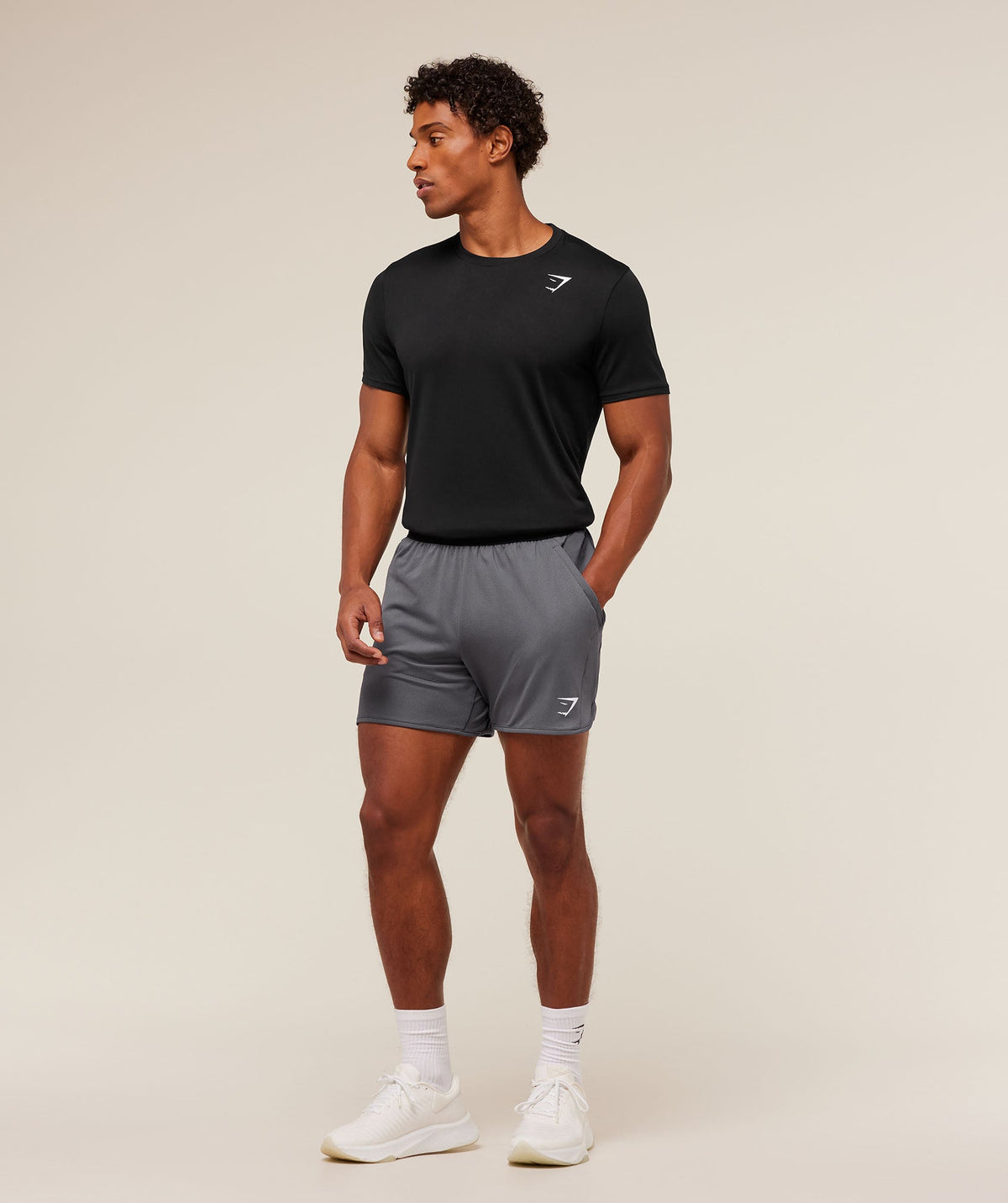 gymshark-mesh-hybrid-5-shorts-shorts-grey-aw25