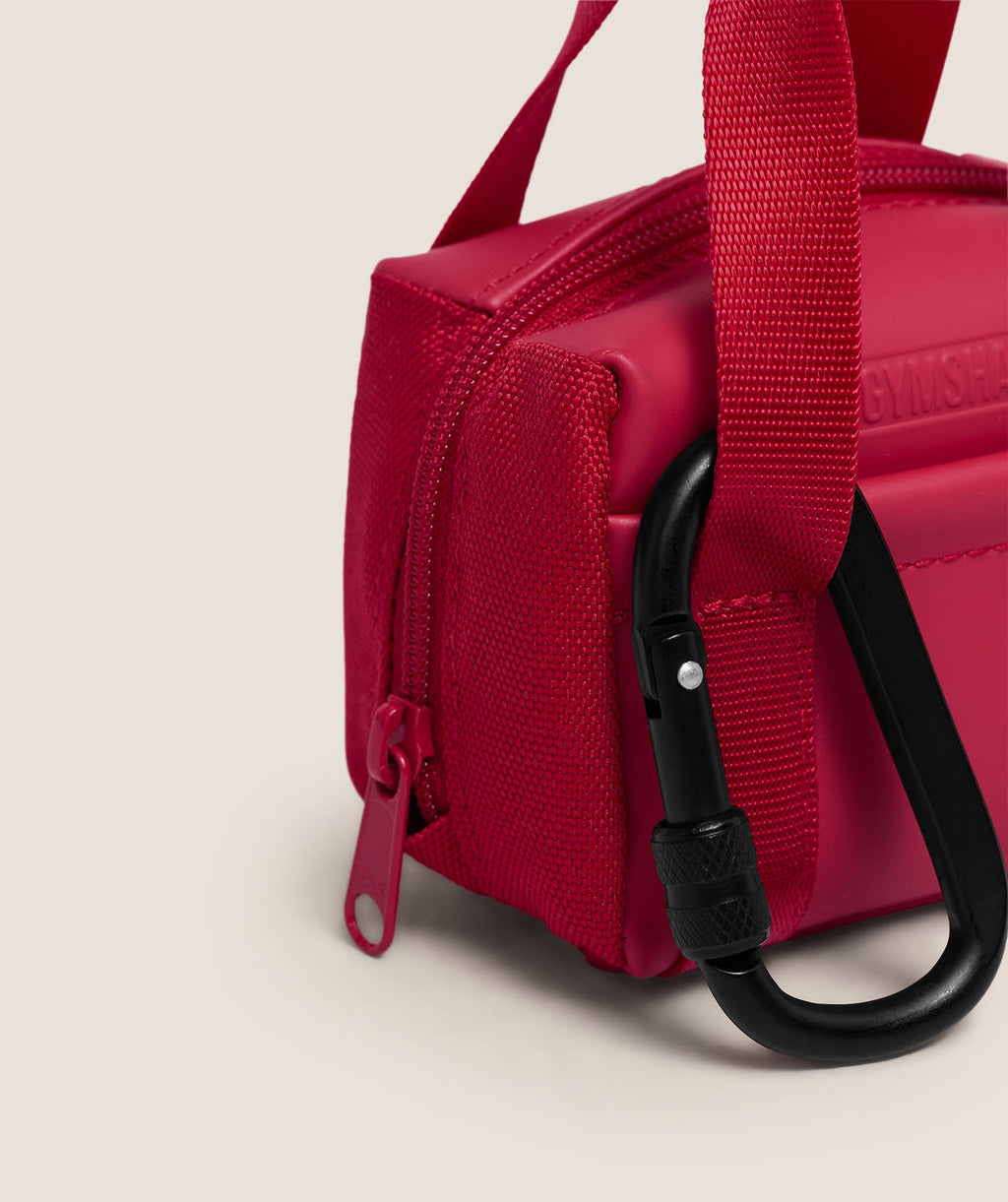gymshark-everyday-mini-holdall-keychain-misc-pink-aw25-1