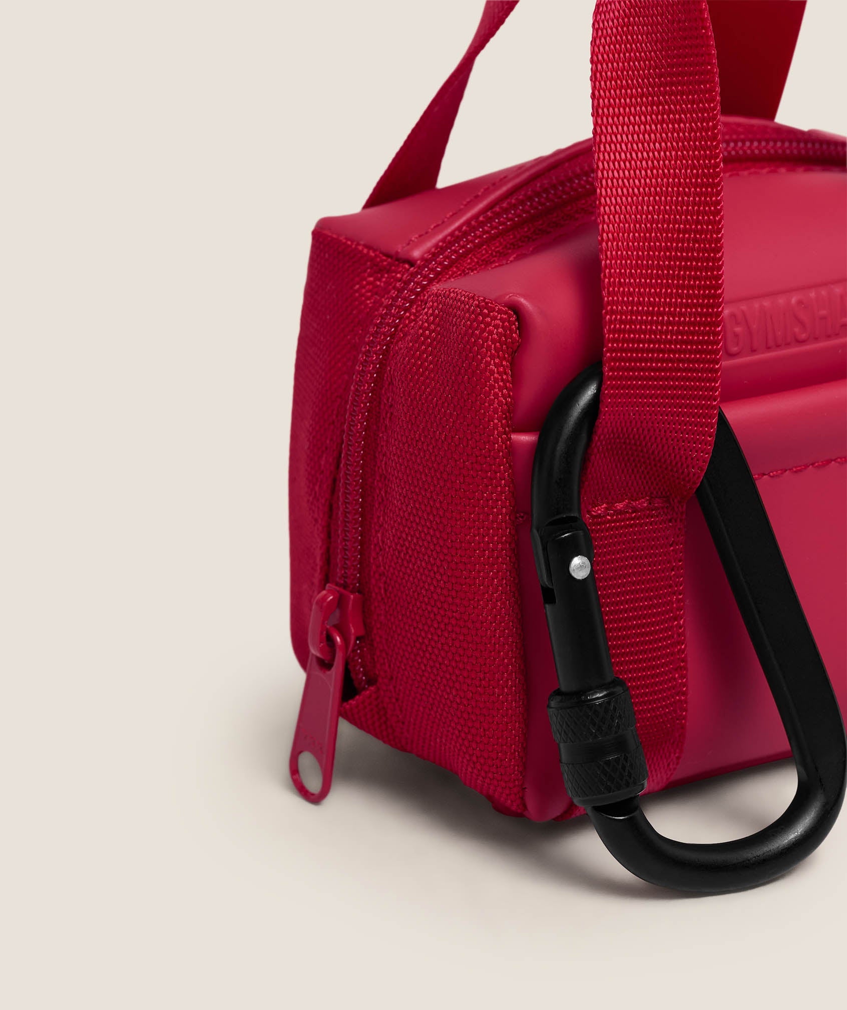gymshark-everyday-mini-holdall-keychain-misc-pink-aw25-1