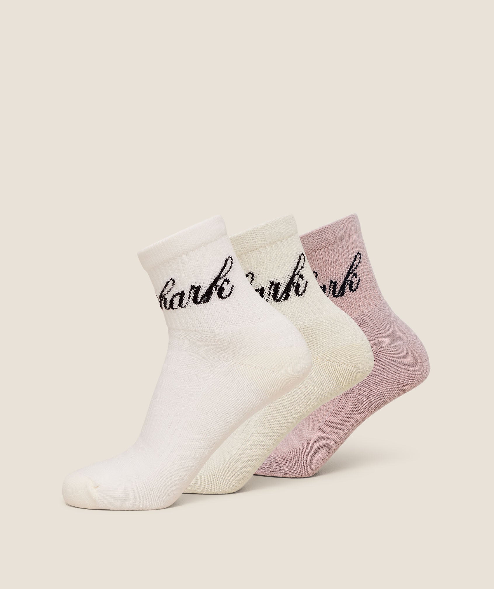 gymshark-cursive-wordmark-graphic-midi-3pk-socks-pink-aw25