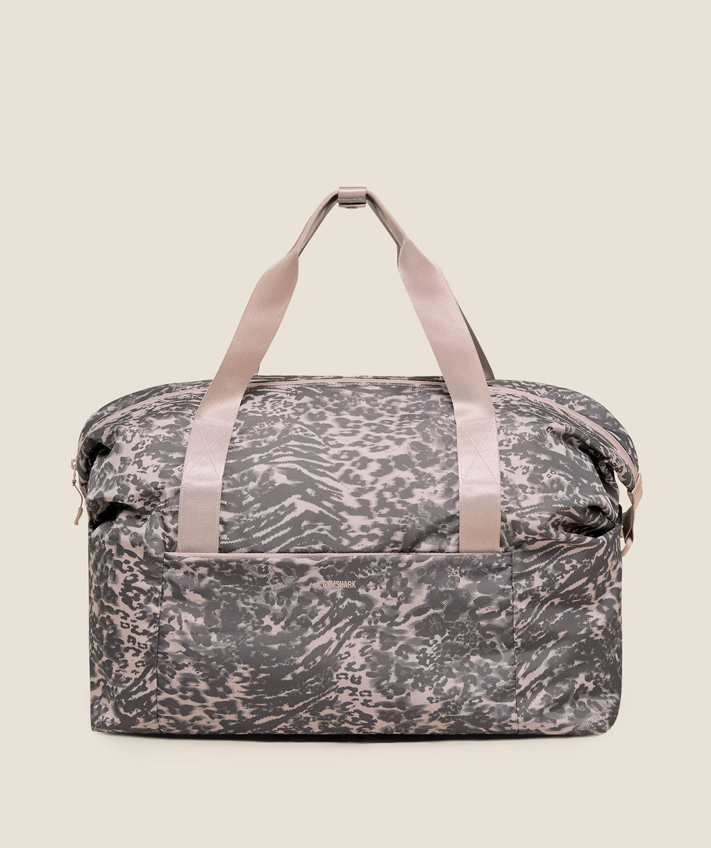 gymshark-mode-duffle-bag-bags