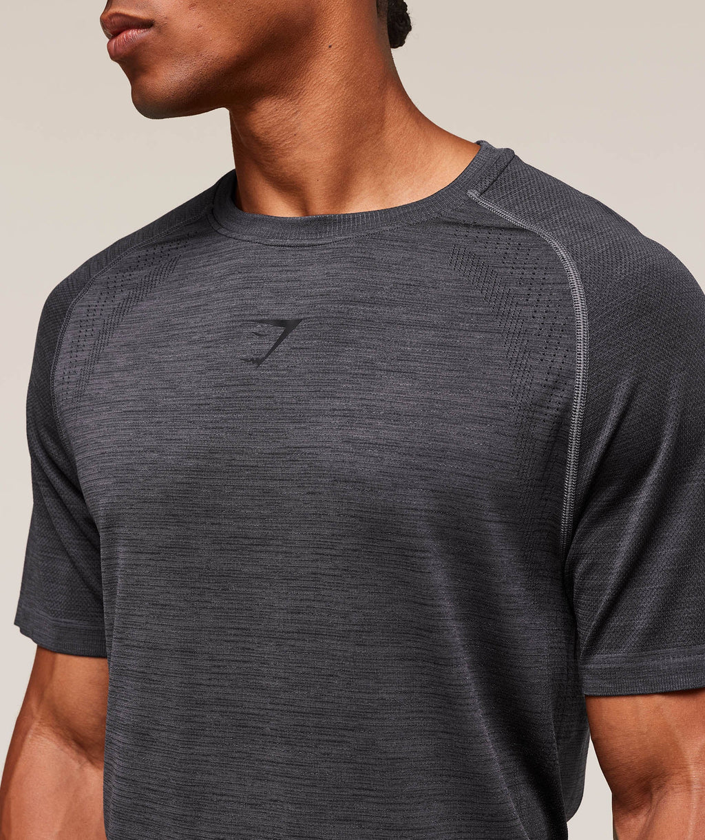 gymshark-versatile-seamless-t-shirt-ss-tops-grey-aw25