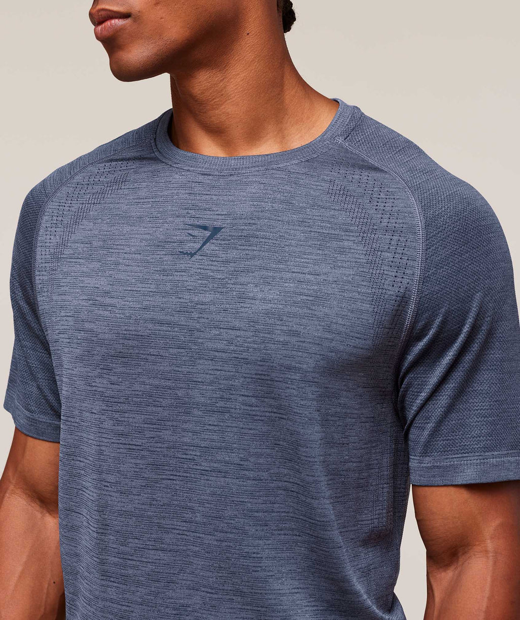 gymshark-versatile-seamless-t-shirt-ss-tops-blue-ss25