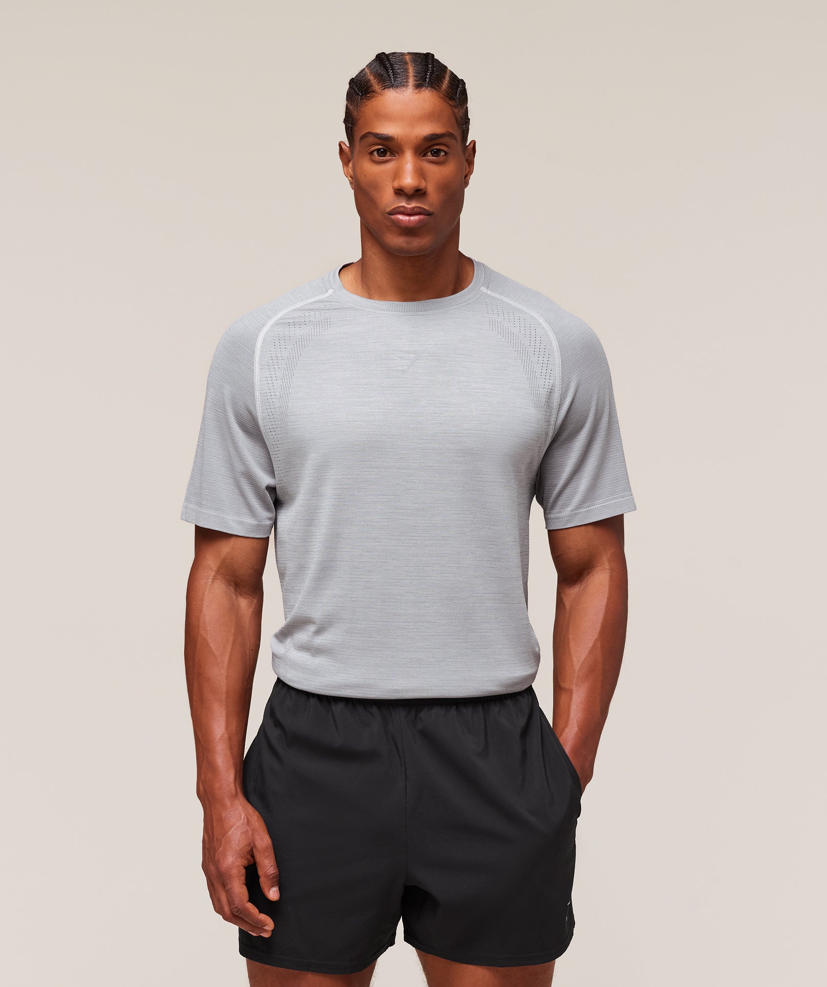 gymshark-versatile-seamless-t-shirt-ss-tops-grey-ss25