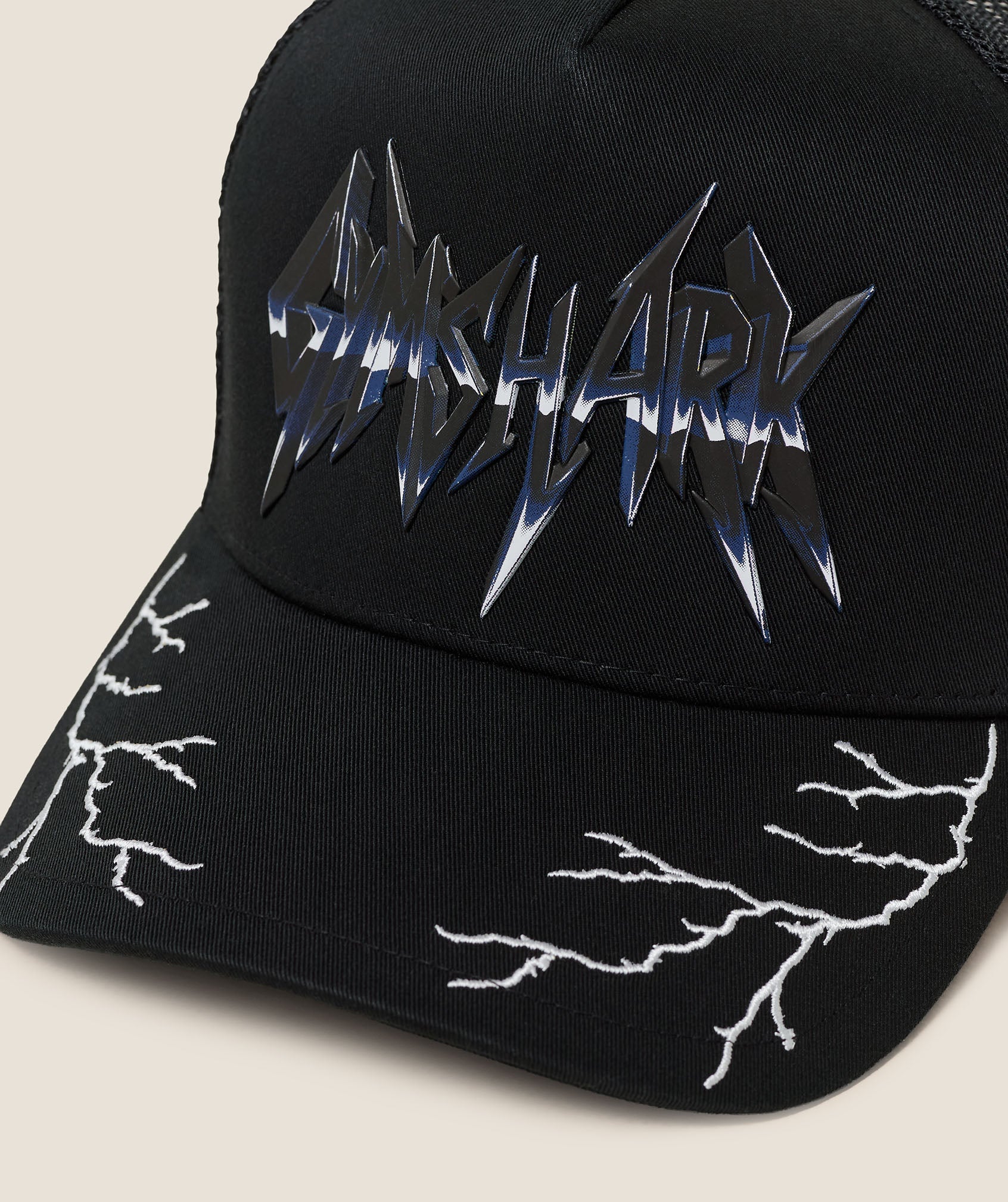 gymshark-lightning-graphic-trucker-cap-headwear