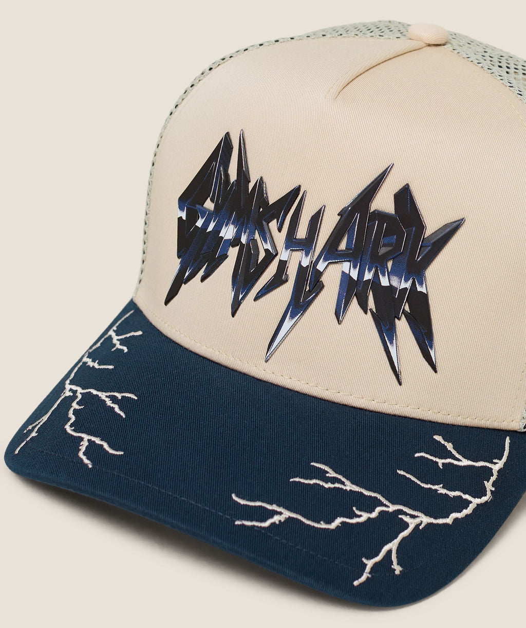 gymshark-lightning-graphic-trucker-cap-headwear-white-ss26