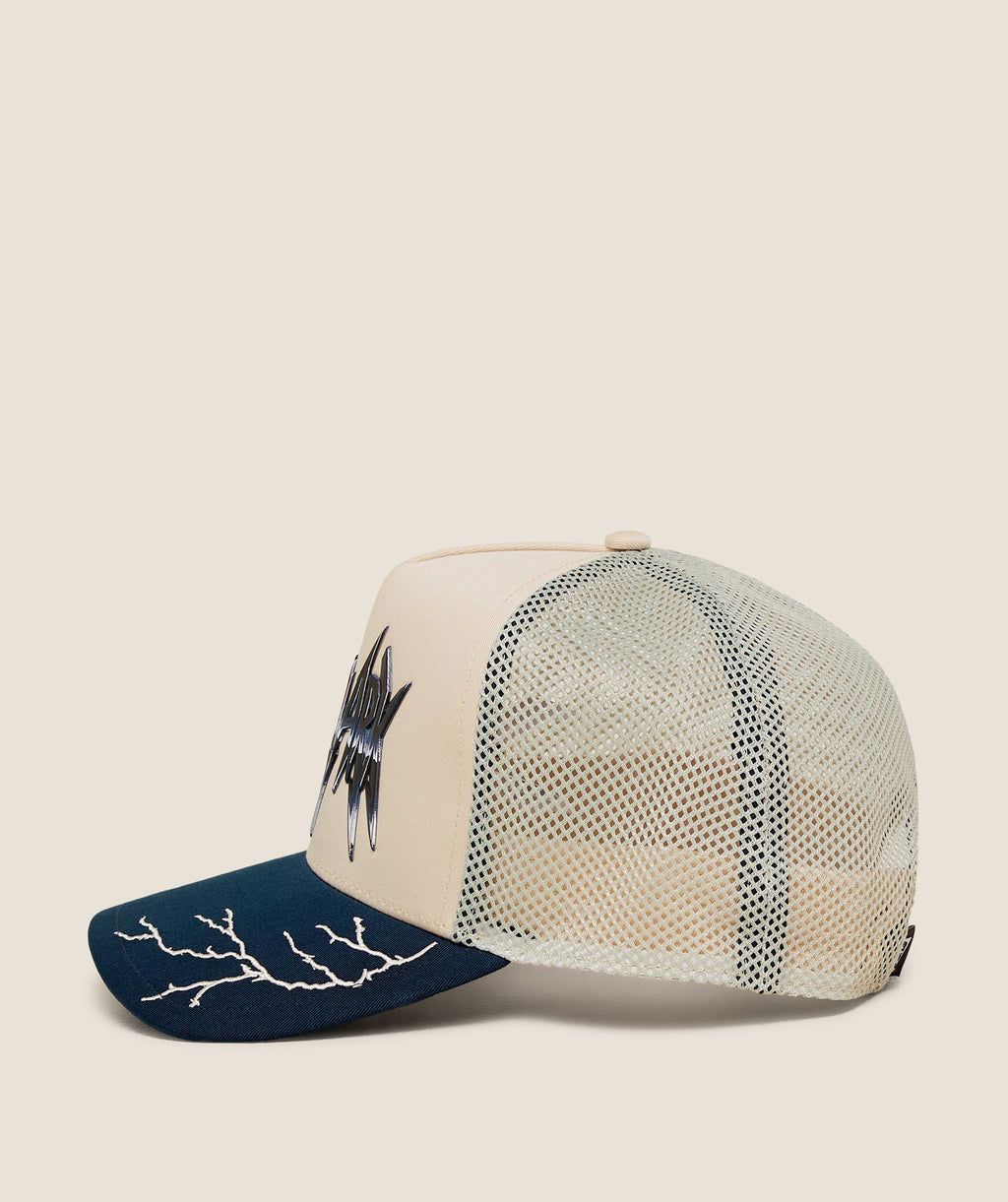 gymshark-lightning-graphic-trucker-cap-headwear-white-ss26