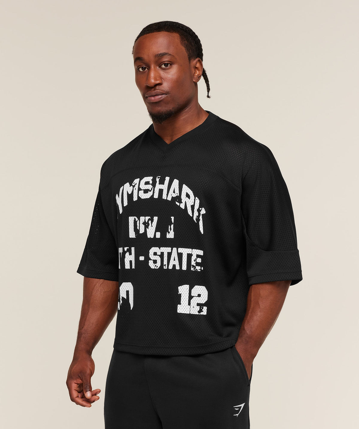 gymshark-graphic-mesh-oversized-t-shirt-ss-tops-black-aw25