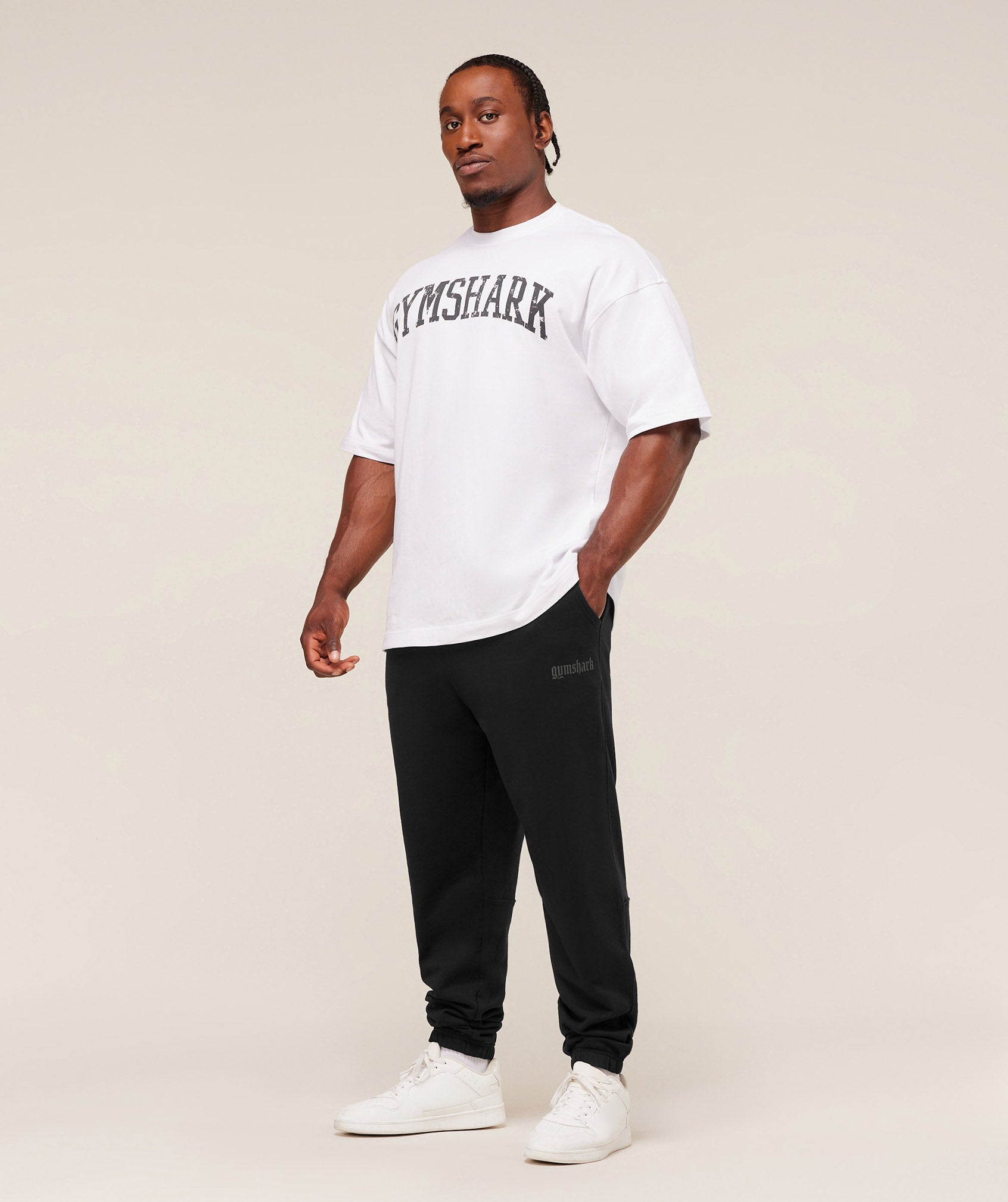 gymshark-olde-english-joggers-pants-black-aw25