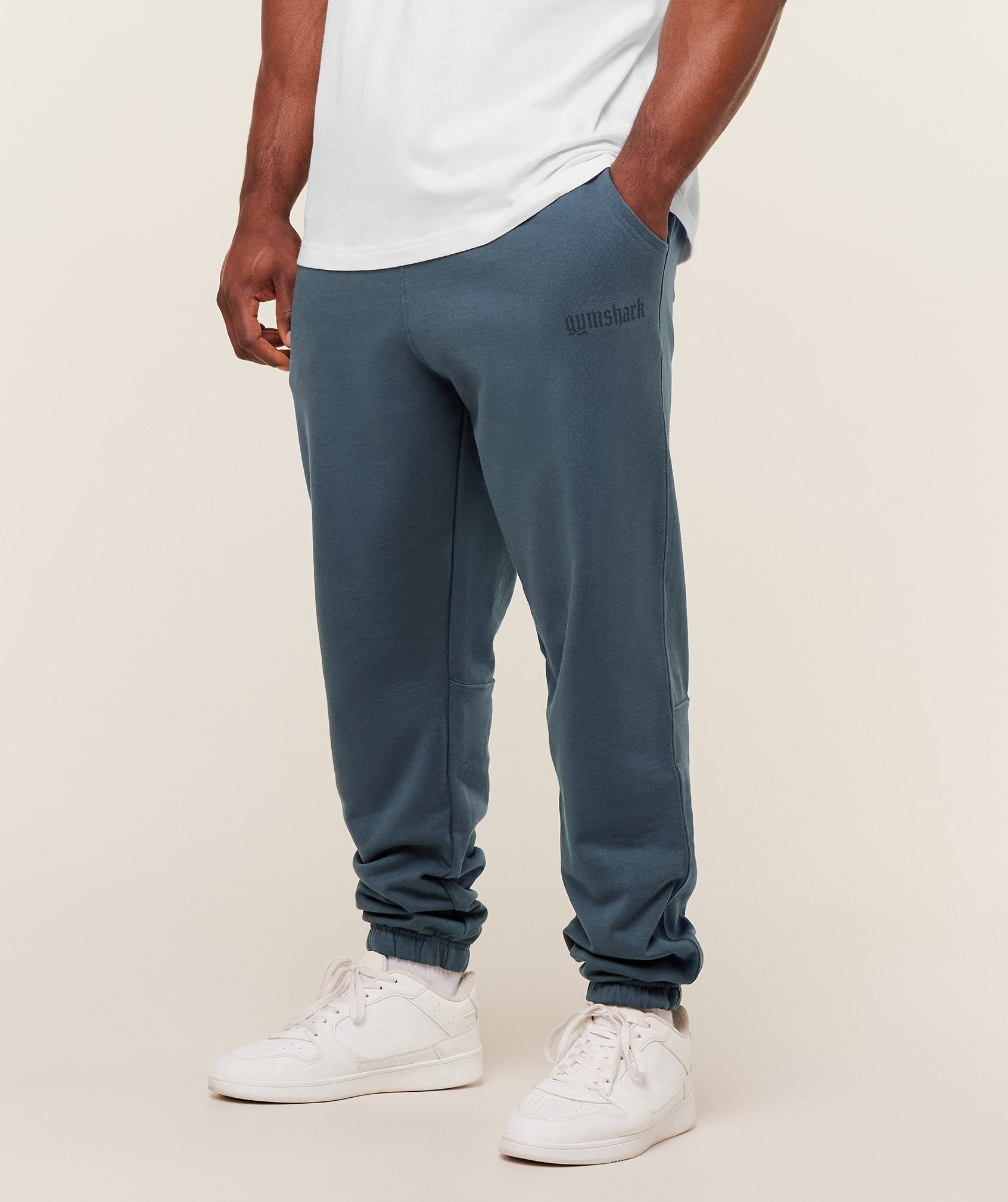 gymshark-olde-english-joggers-pants