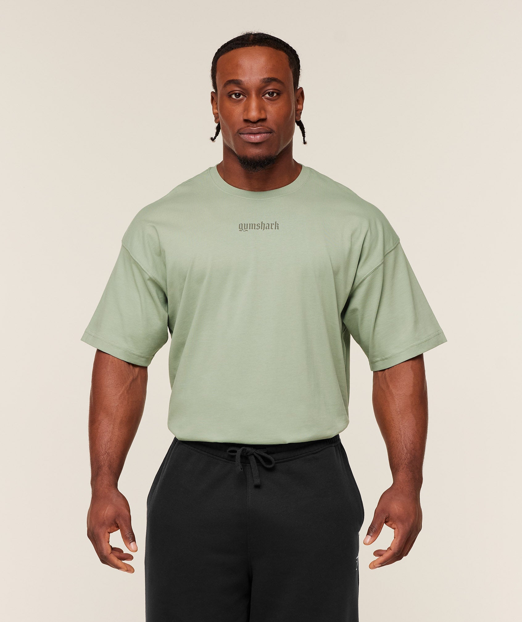 gymshark-olde-english-t-shirt-ss-tops-green-ss26