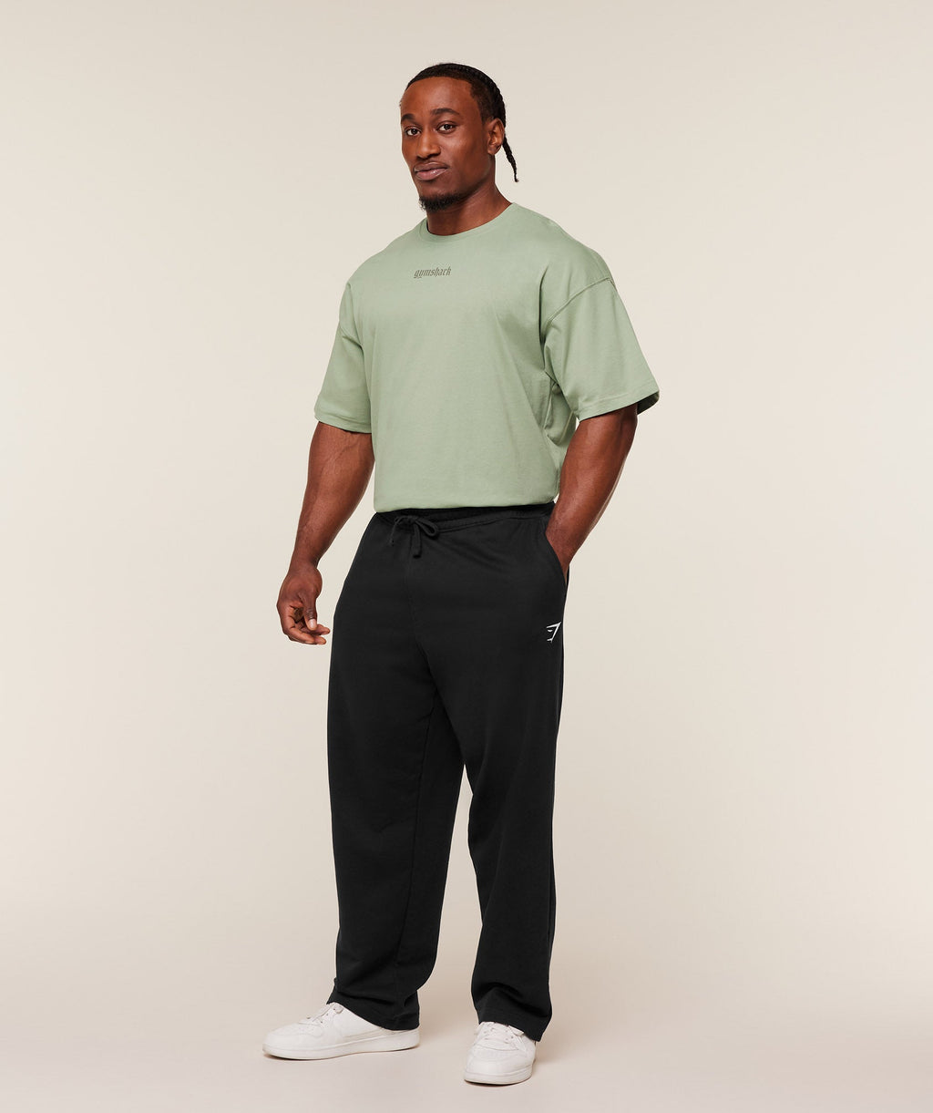 gymshark-olde-english-t-shirt-ss-tops-green-ss26