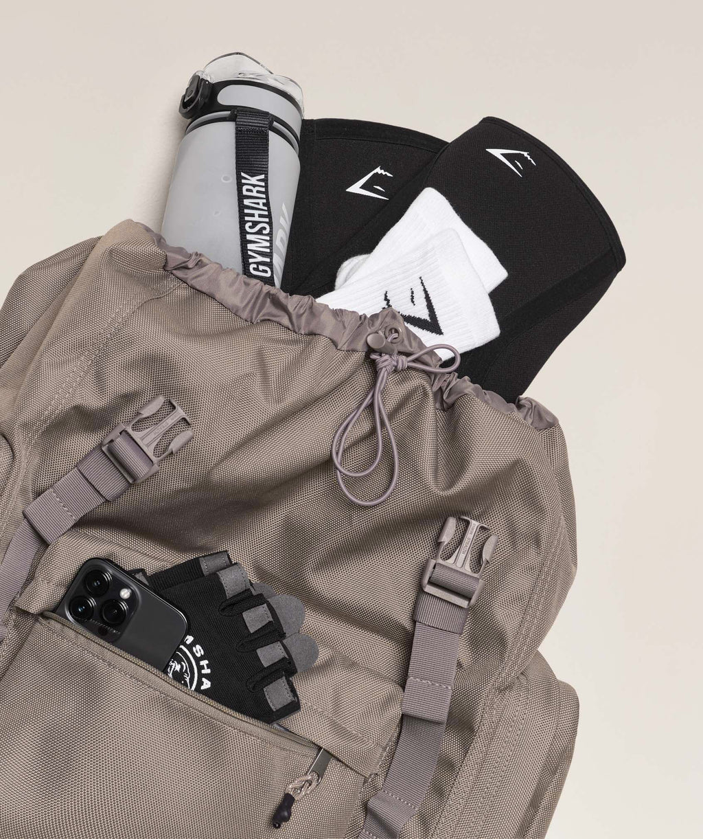 gymshark-bulk-backpack-bags-brown-ss25