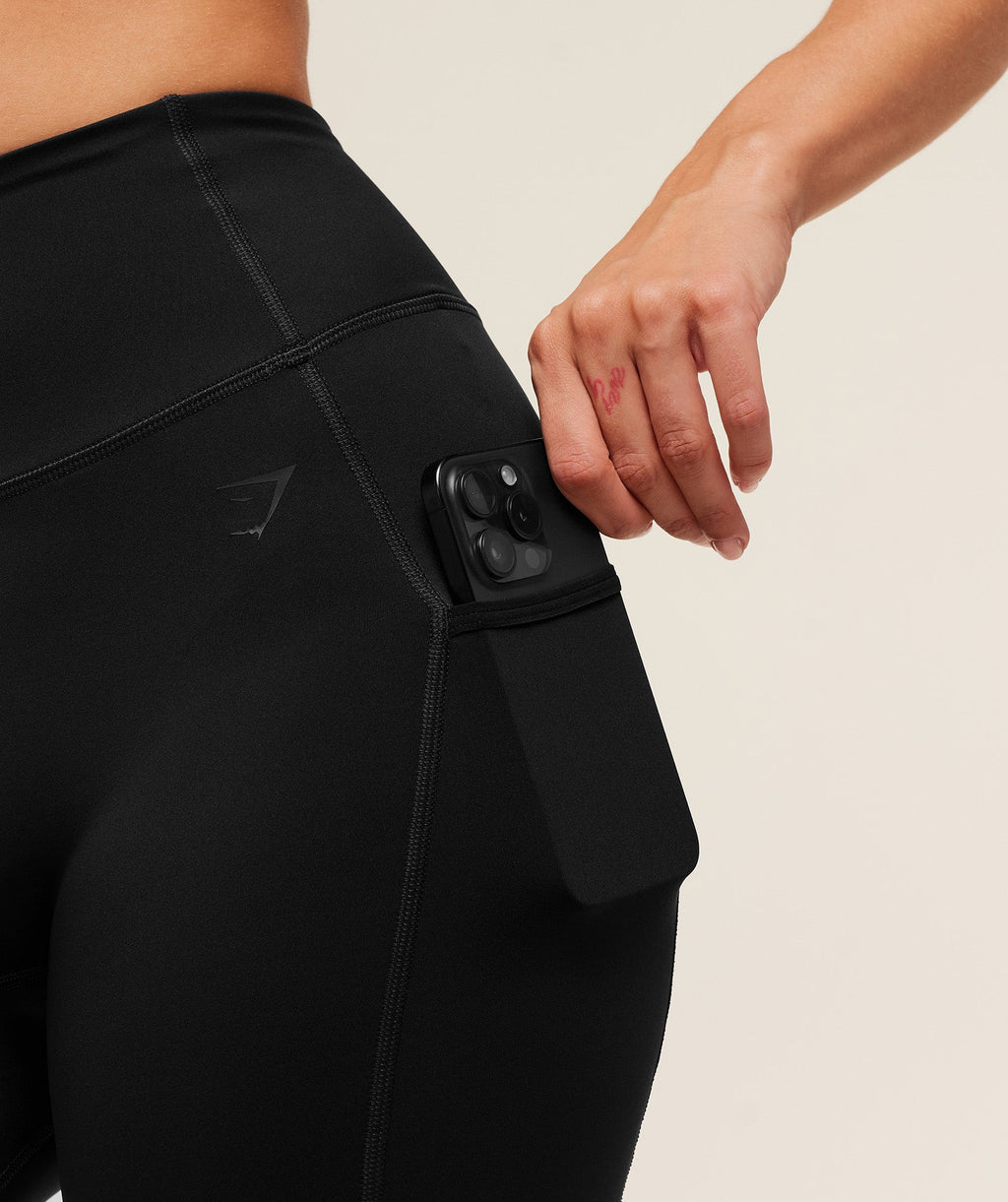 gymshark-pocket-shorts-black-ss23