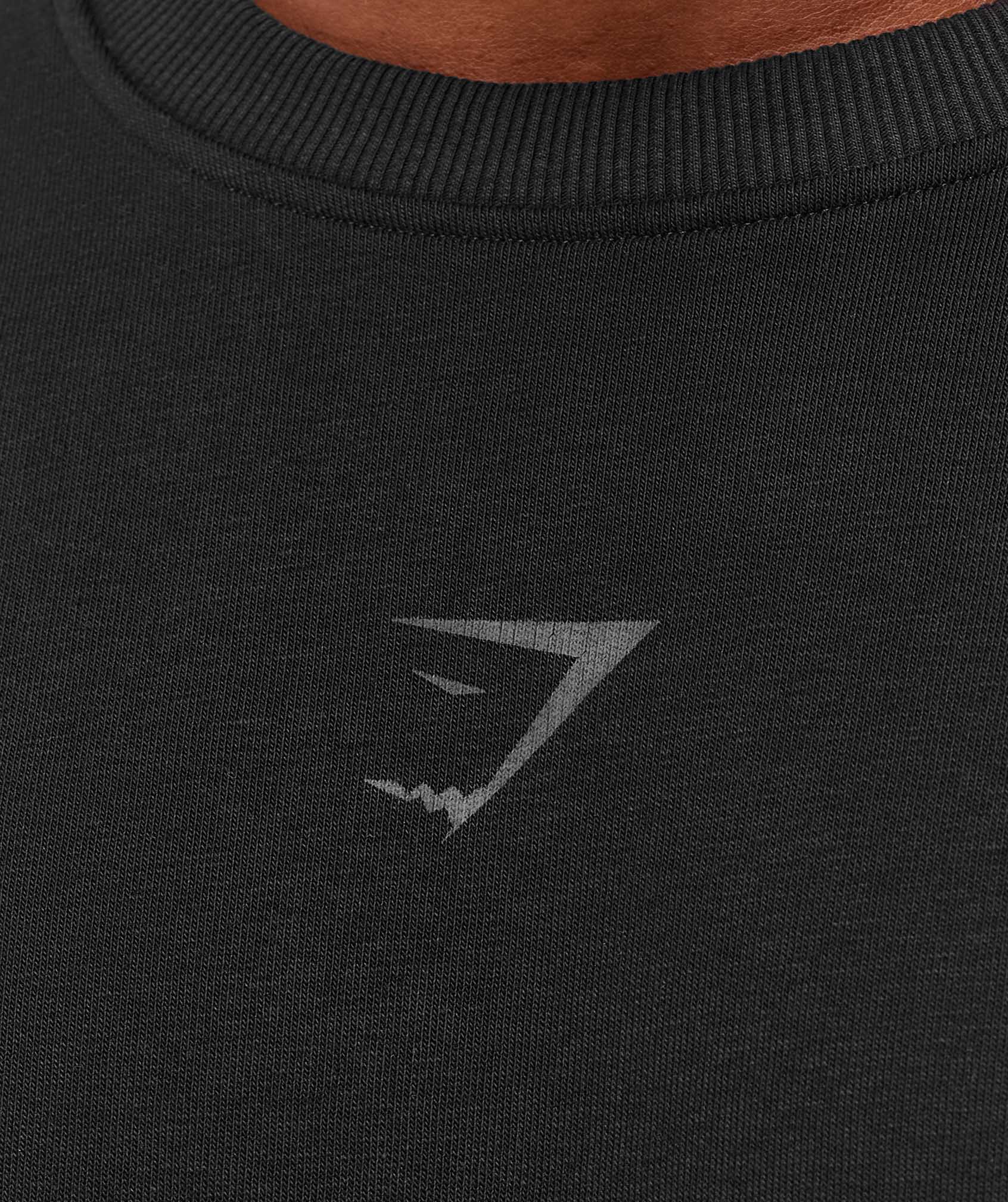 gymshark-power-crew-pullovers-black-aw25