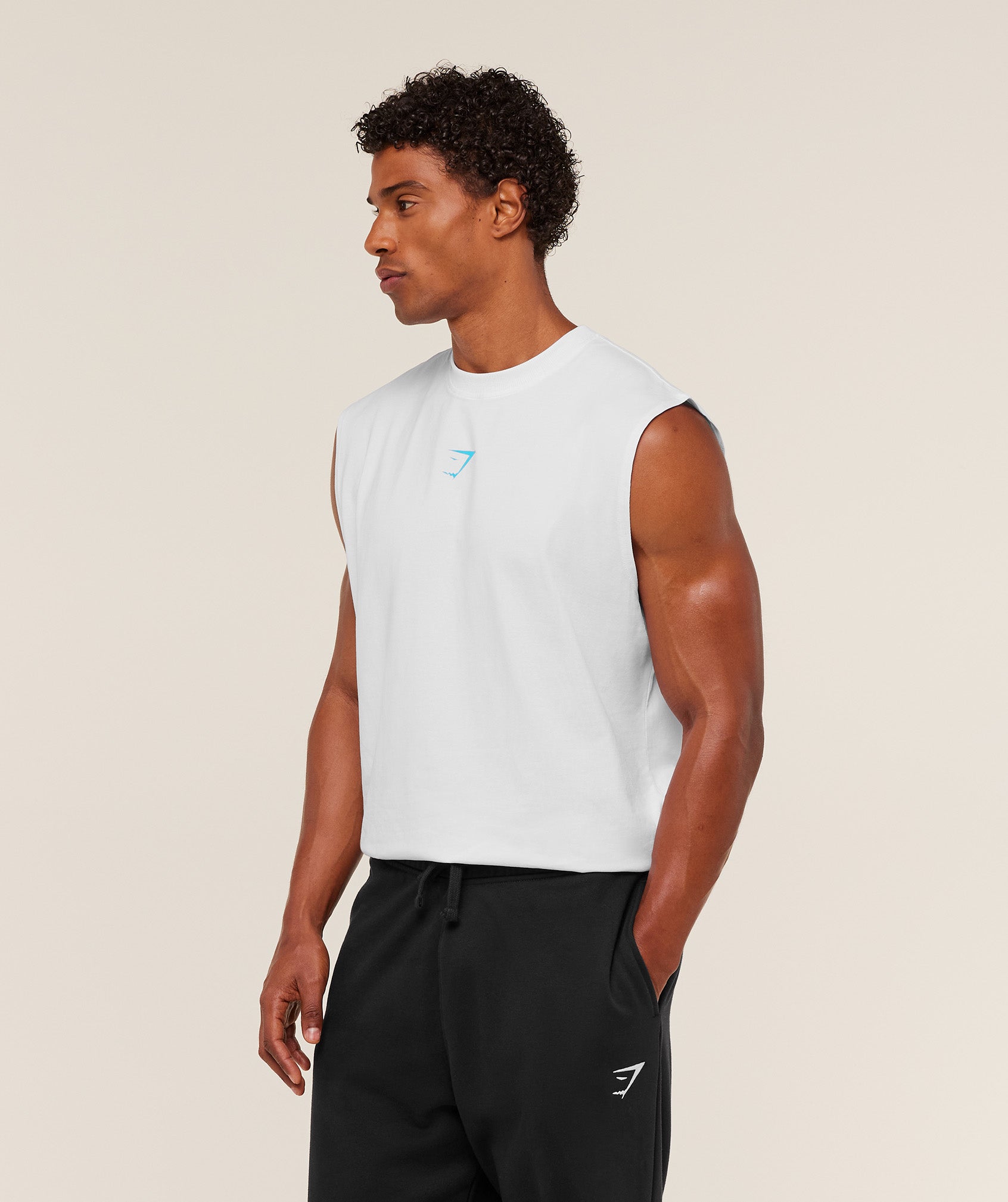 gymshark-power-cut-off-tank-sleeveless-tops