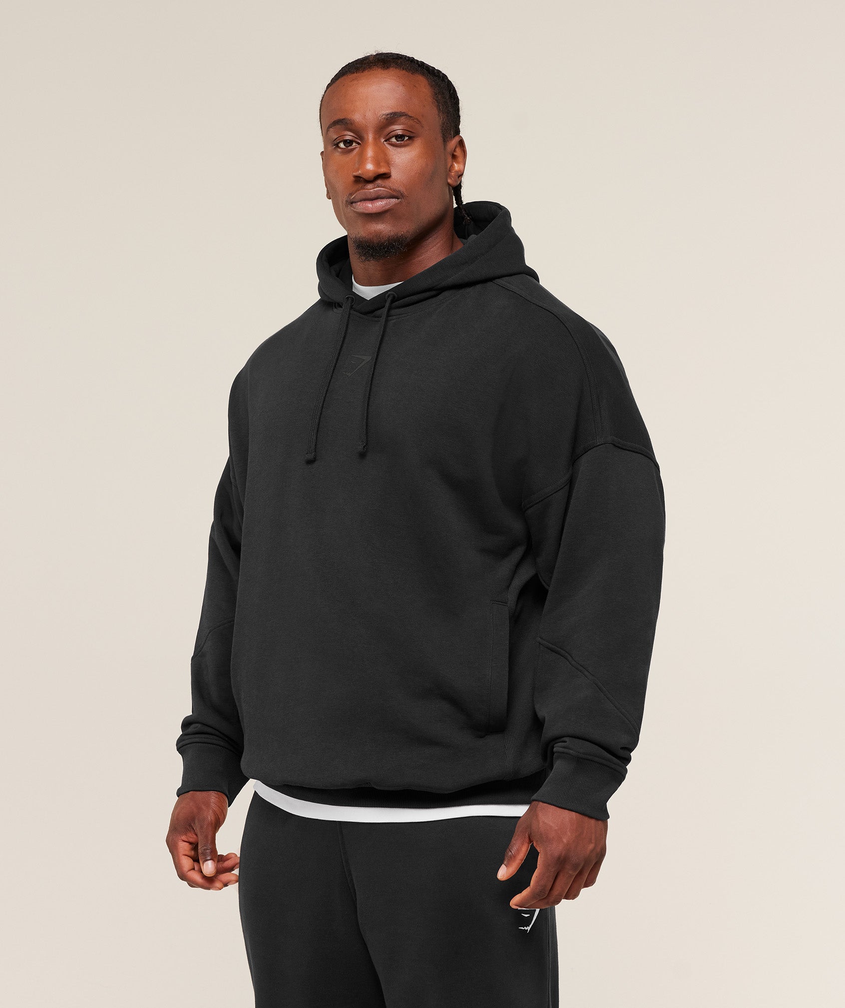 gymshark-power-hoodie-pullovers-black-aw25-1