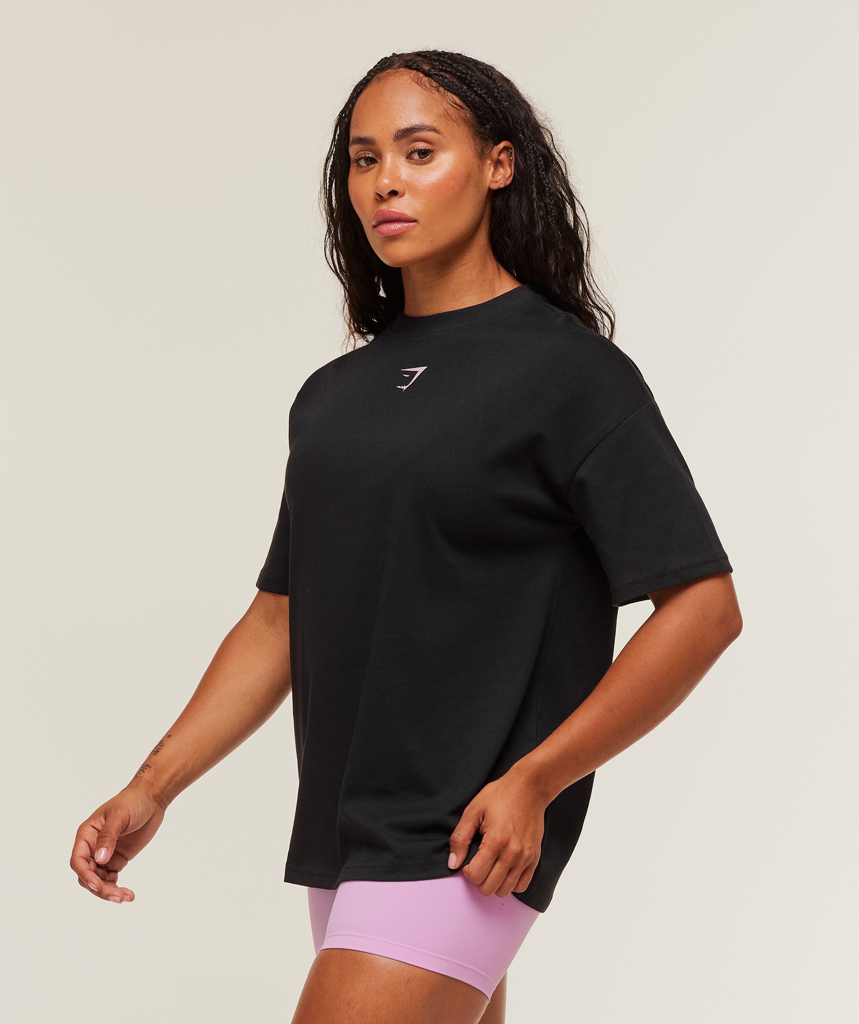 gymshark-power-oversized-t-shirt-ss-tops-black-aw25