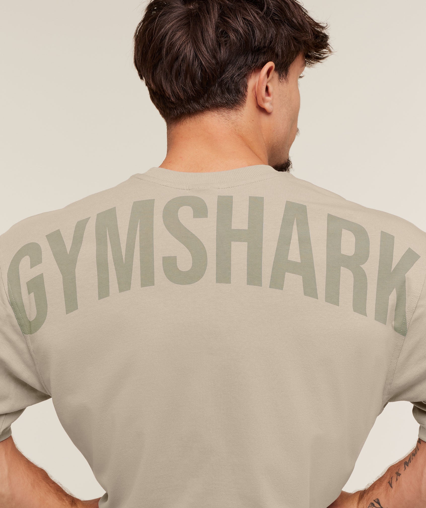 gymshark-power-t-shirt-ss-tops-grey-aw25-4