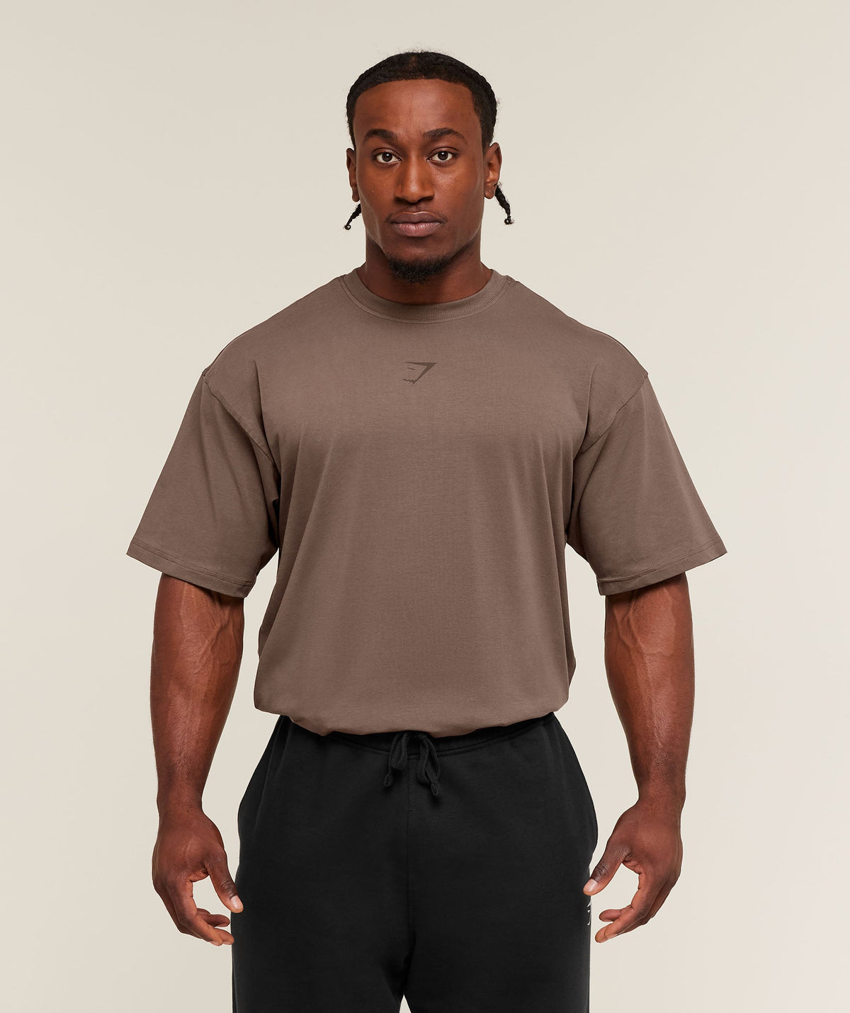 gymshark-power-t-shirt-ss-tops-brown-aw25-1