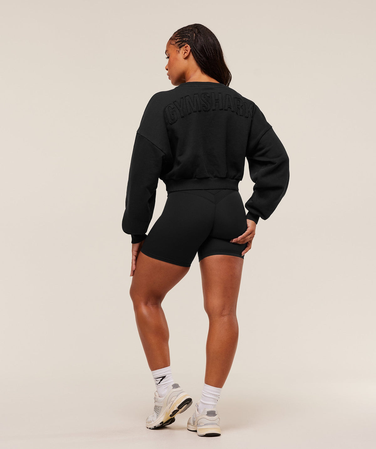 gymshark-power-washed-sweat-top-pullovers-black-aw25