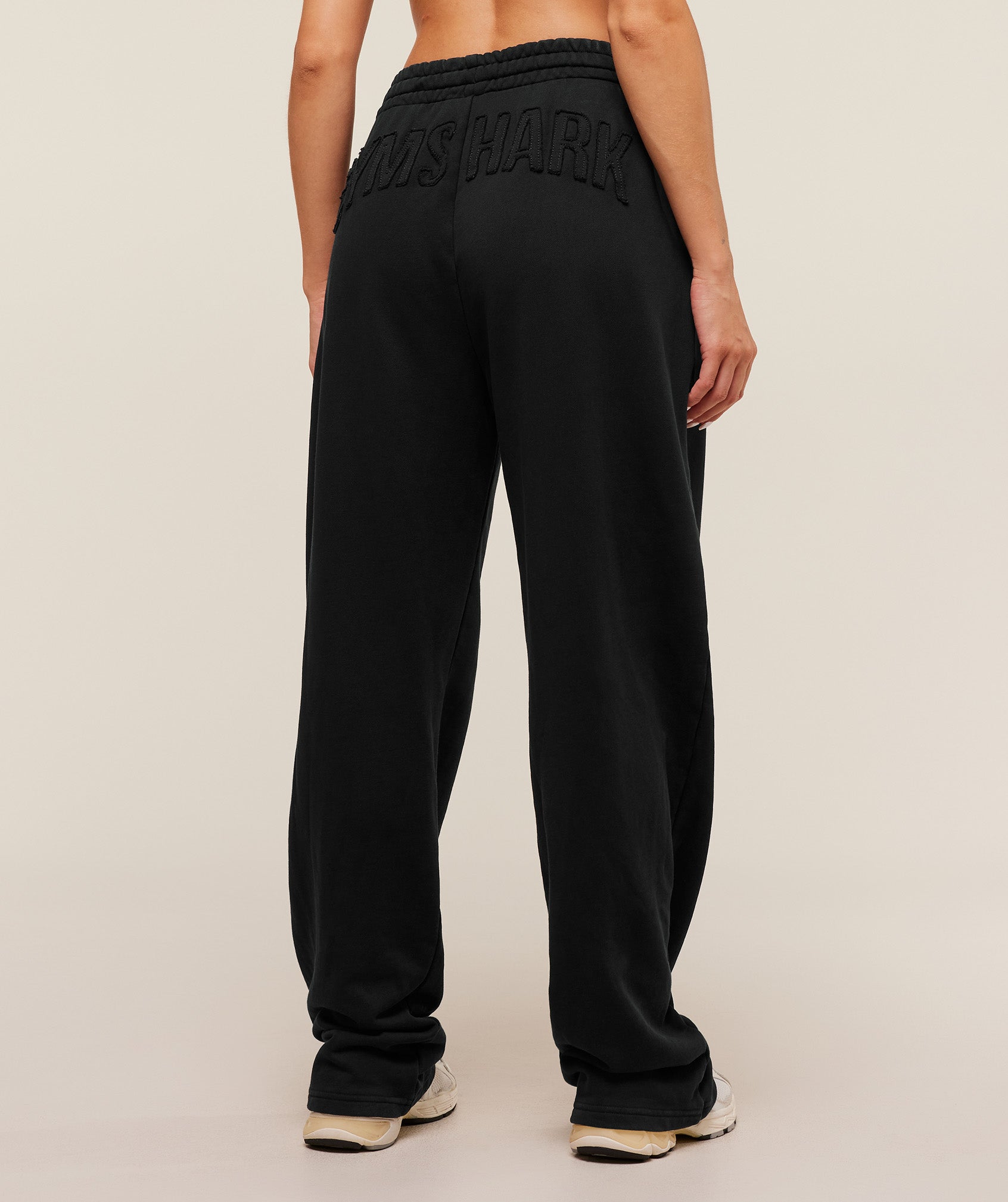 gymshark-power-washed-joggers-pants-black-aw25