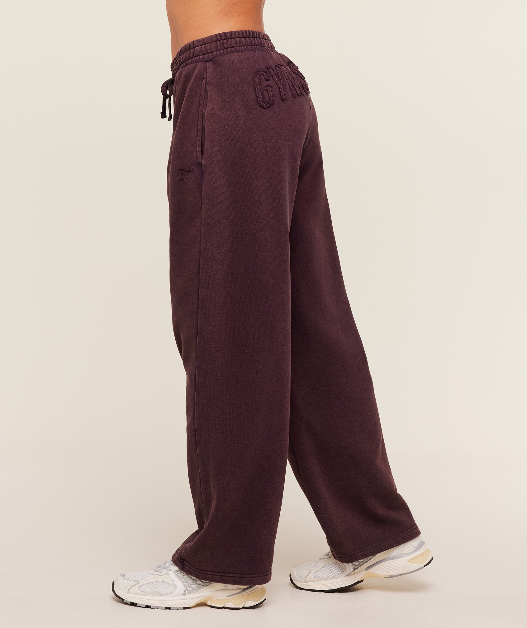 gymshark-power-washed-joggers-pants