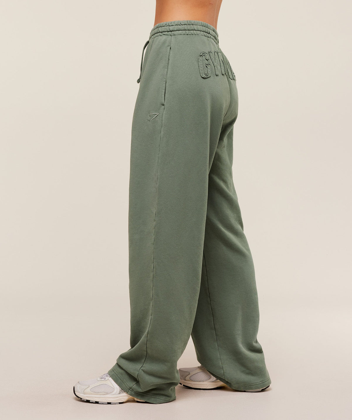 gymshark-power-washed-joggers-pants-green-aw25