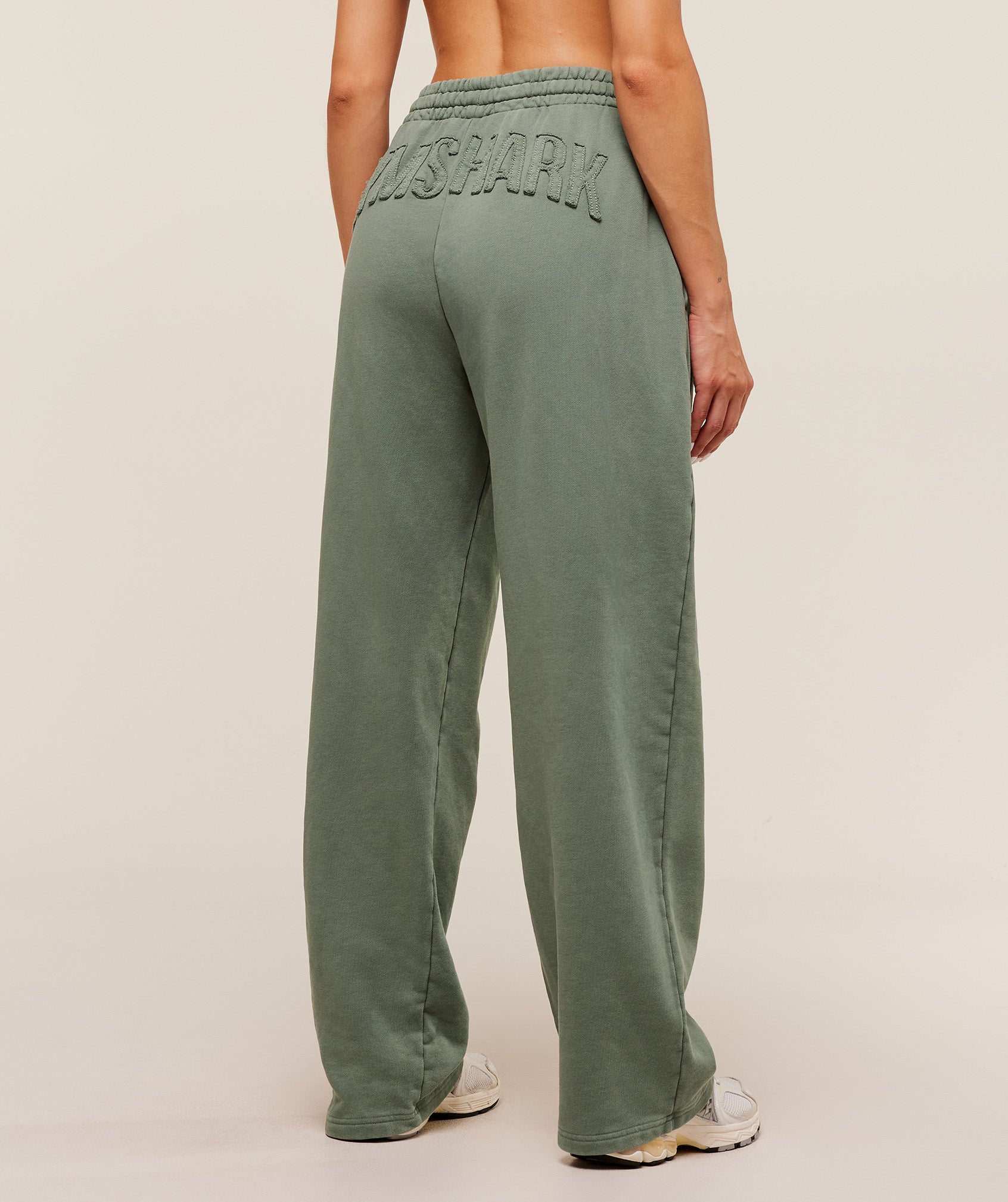 gymshark-power-washed-joggers-pants-green-aw25