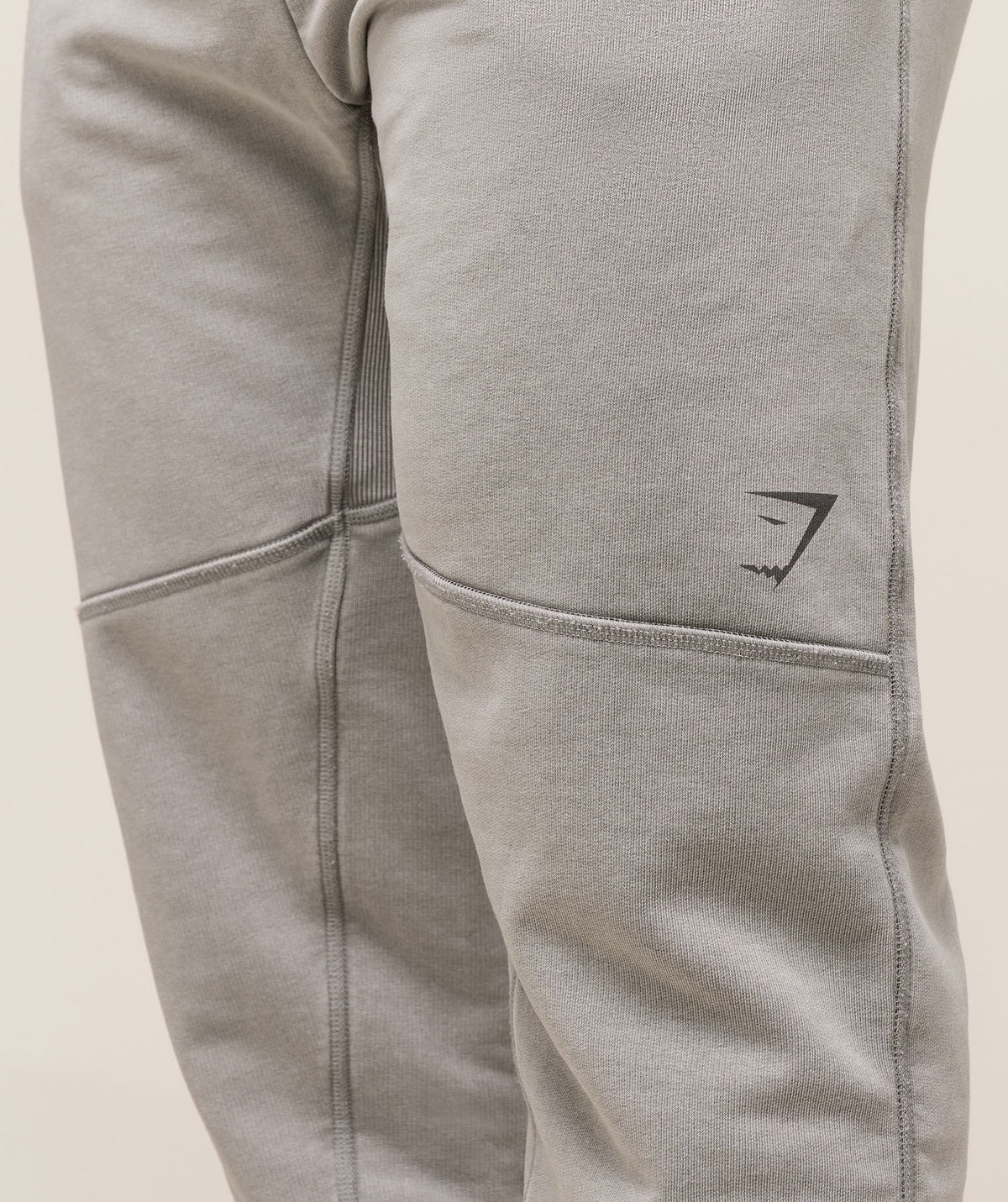 gymshark-heritage-joggers-smokey-grey-aw23