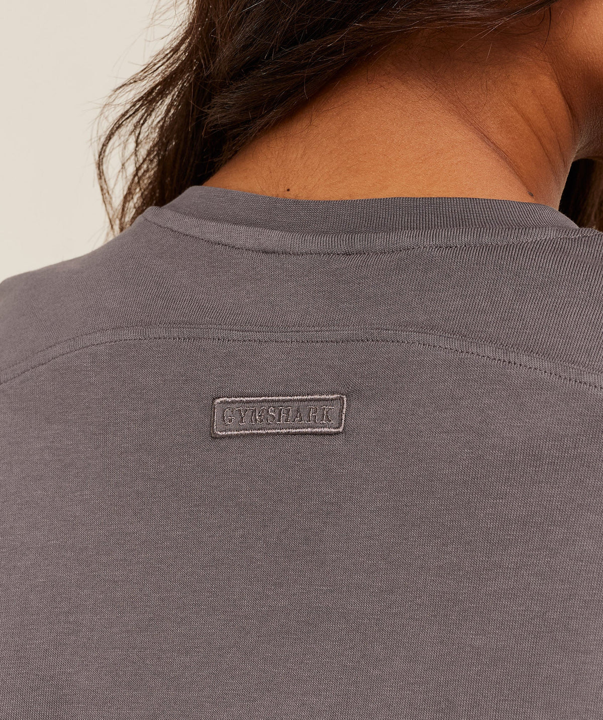 gymshark-pump-cover-structured-fleece-top-ss-tops-brown-ss26