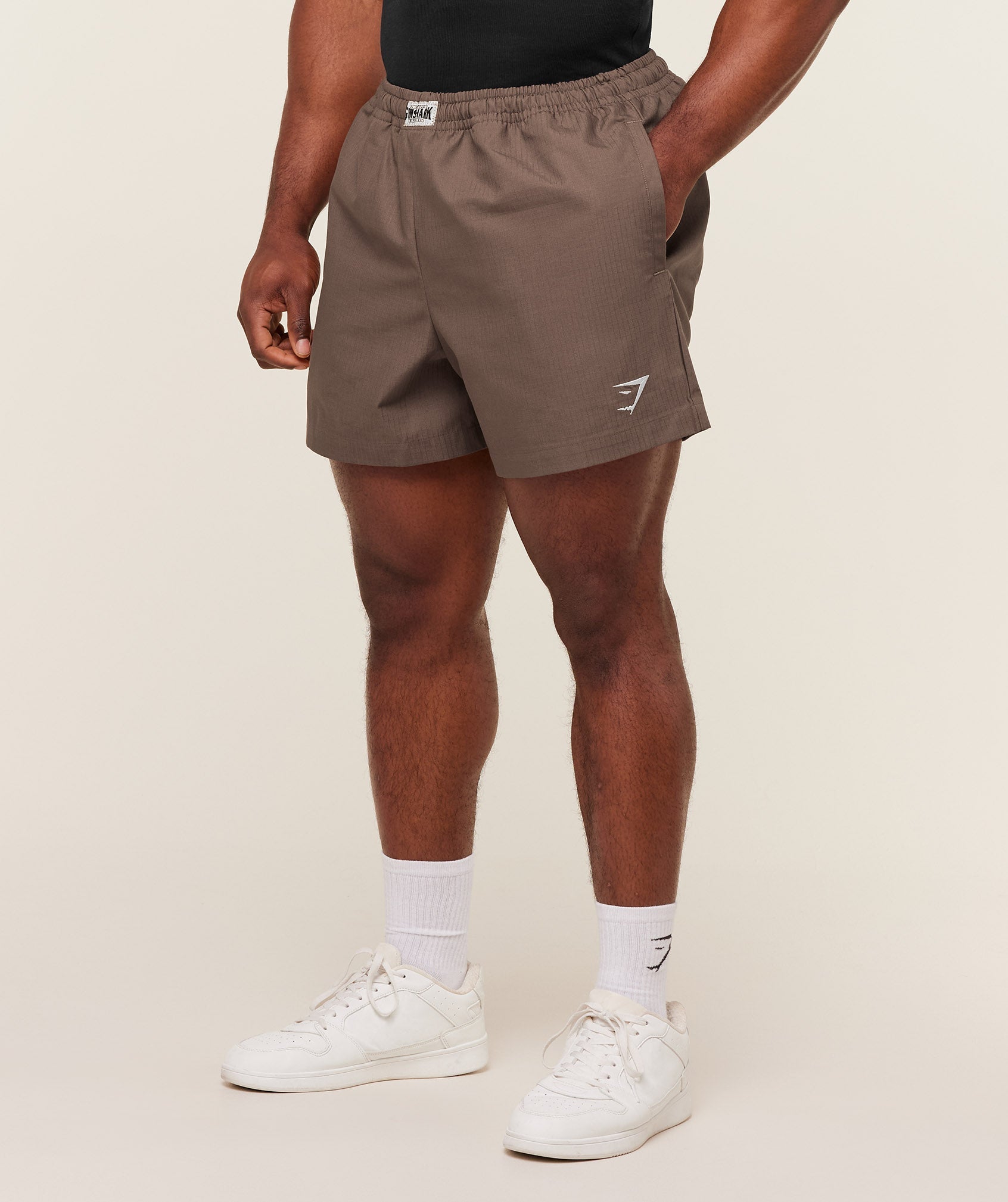gymshark-pumper-shorts-5-shorts-brown-ss26