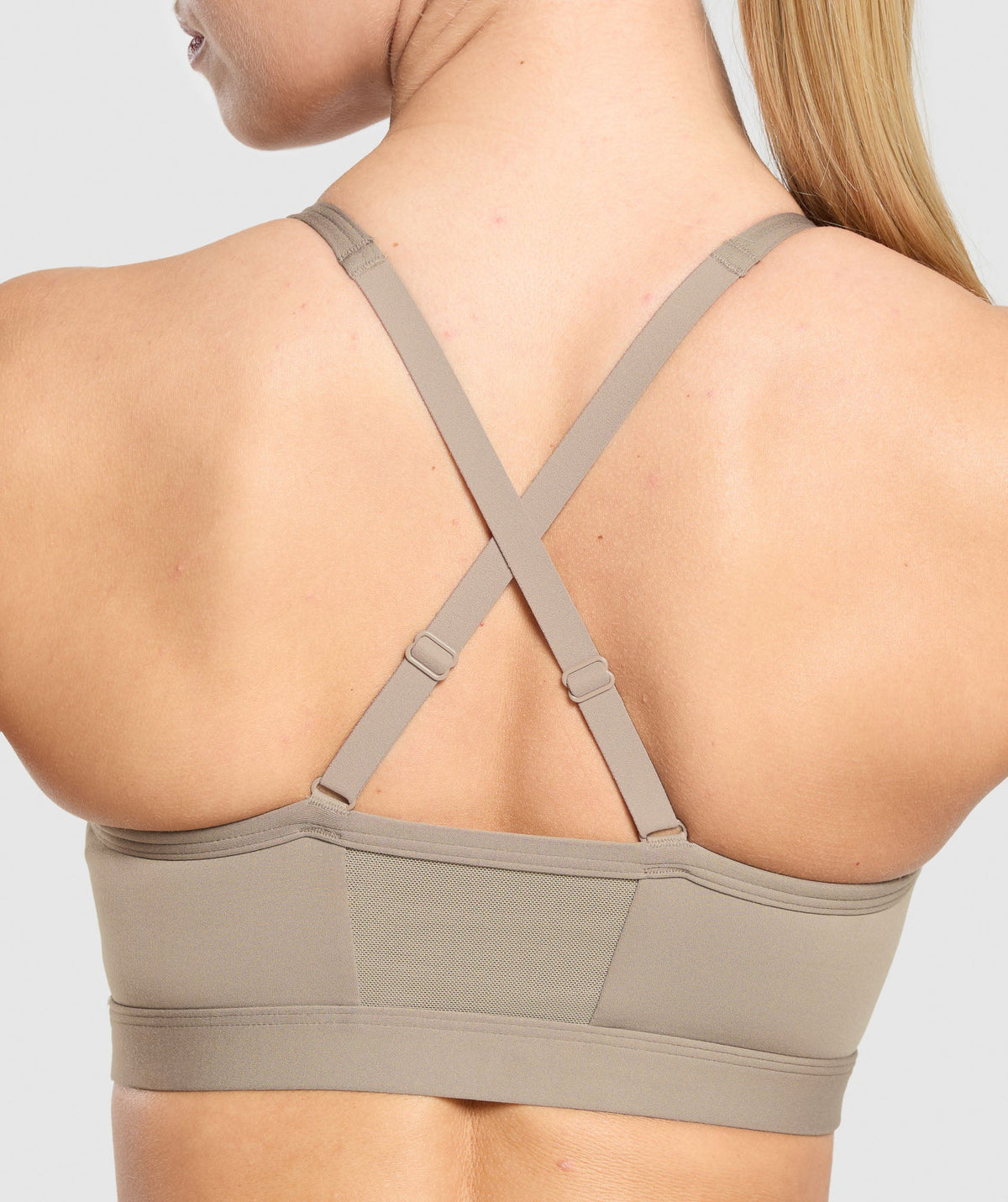 gymshark-ruched-sports-bra-sports-bras-brown-ss25