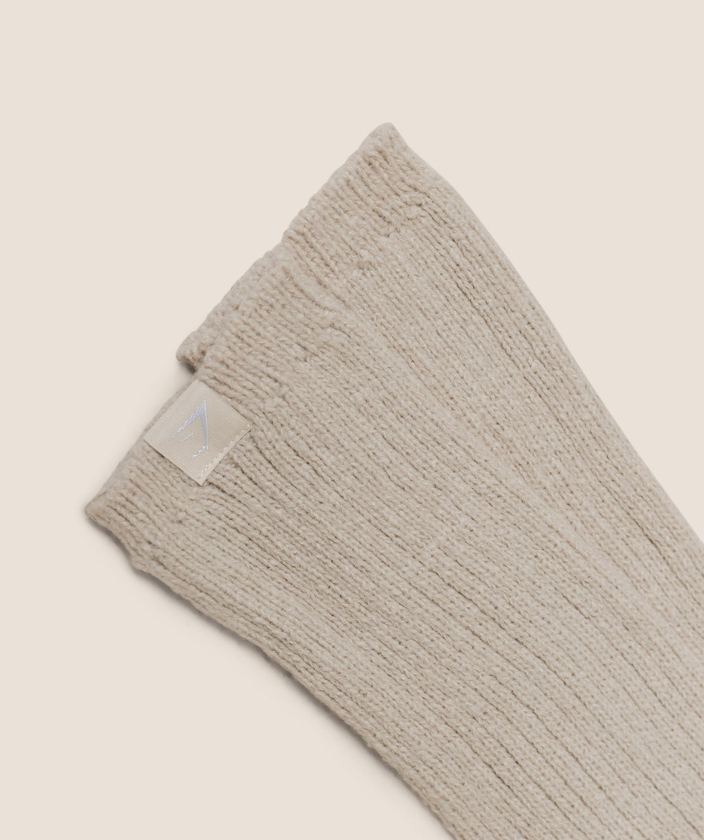gymshark-comfy-rest-day-socks-socks-grey-ss26