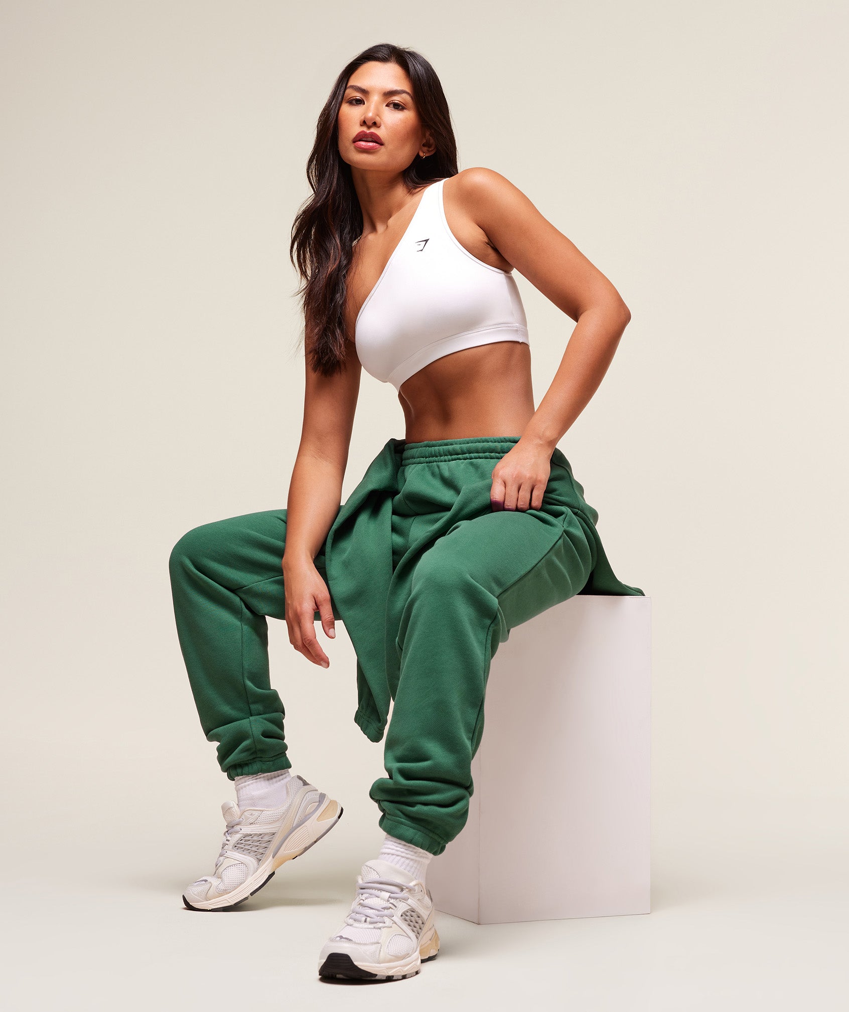 gymshark-rest-day-sweats-2-0-joggers-pants-green-aw25