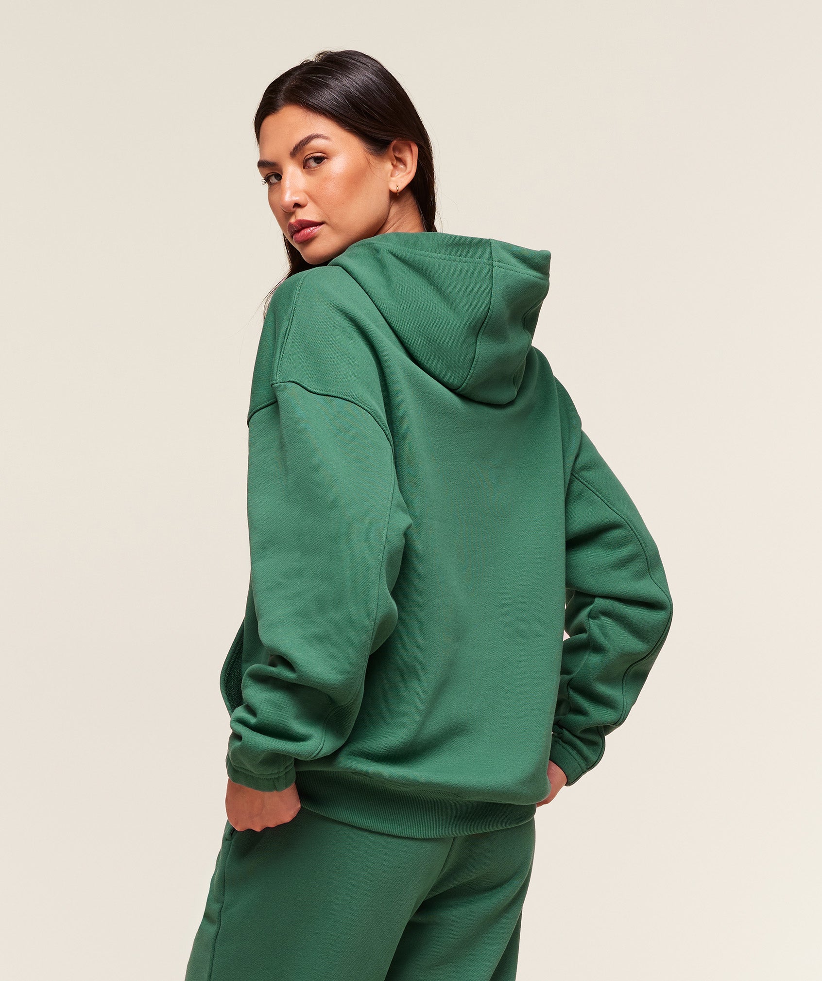 gymshark-rest-day-sweats-2-0-oversized-hoodie-pullovers-green-aw25