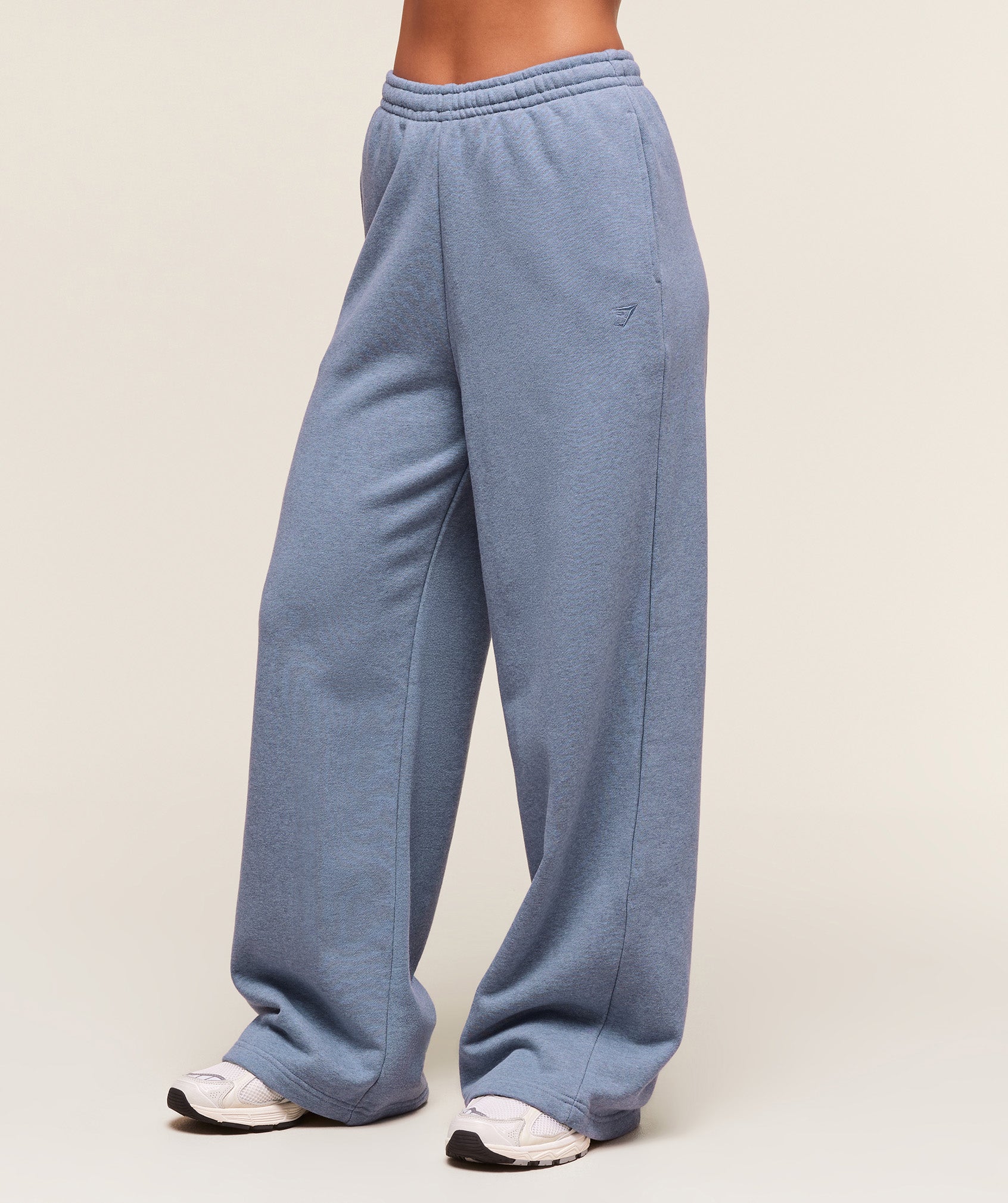 gymshark-rest-day-sweats-2-0-wide-leg-jogger-pants-blue-aw25