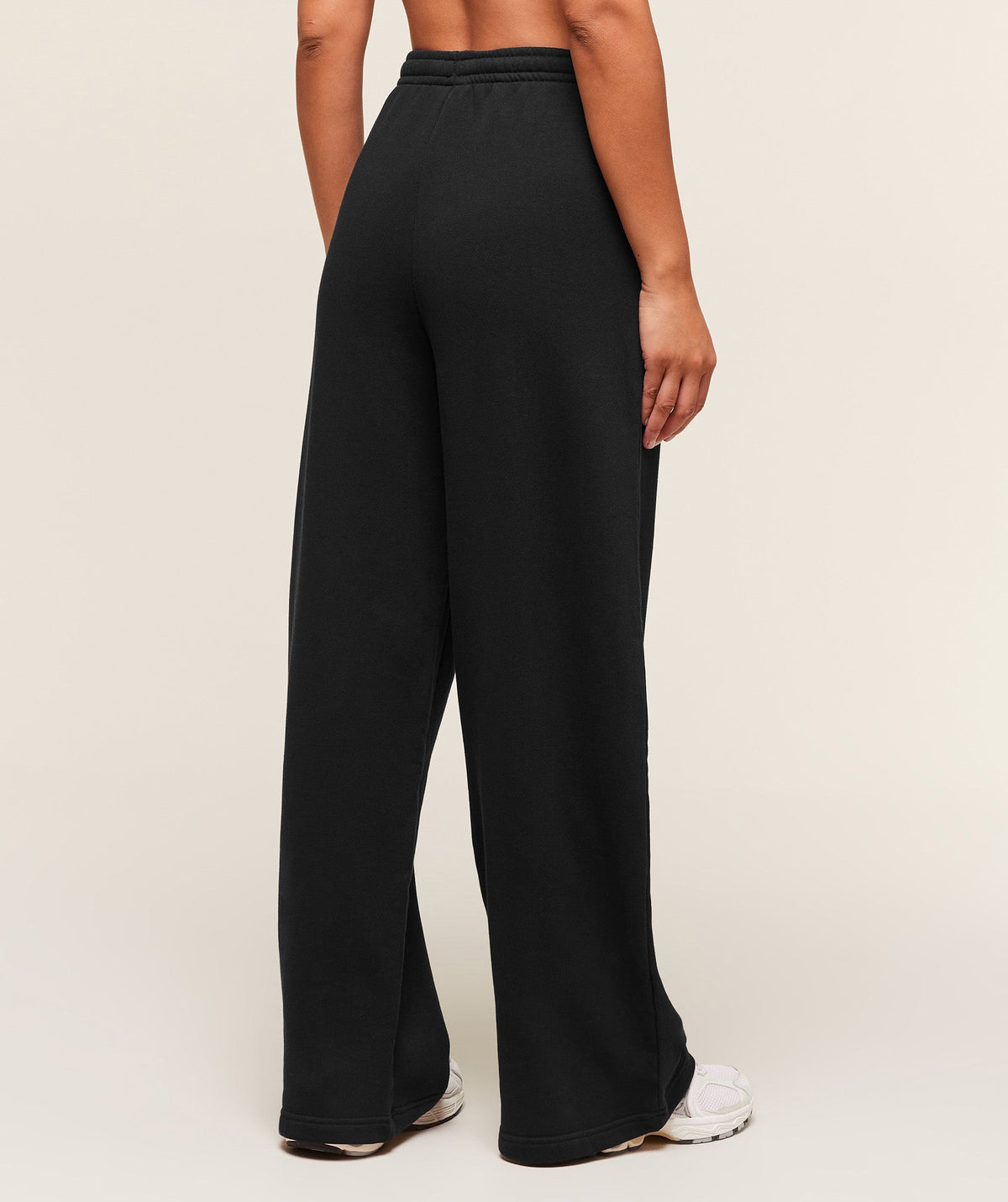 gymshark-rest-day-sweats-2-0-wide-leg-jogger-pants-black-aw25